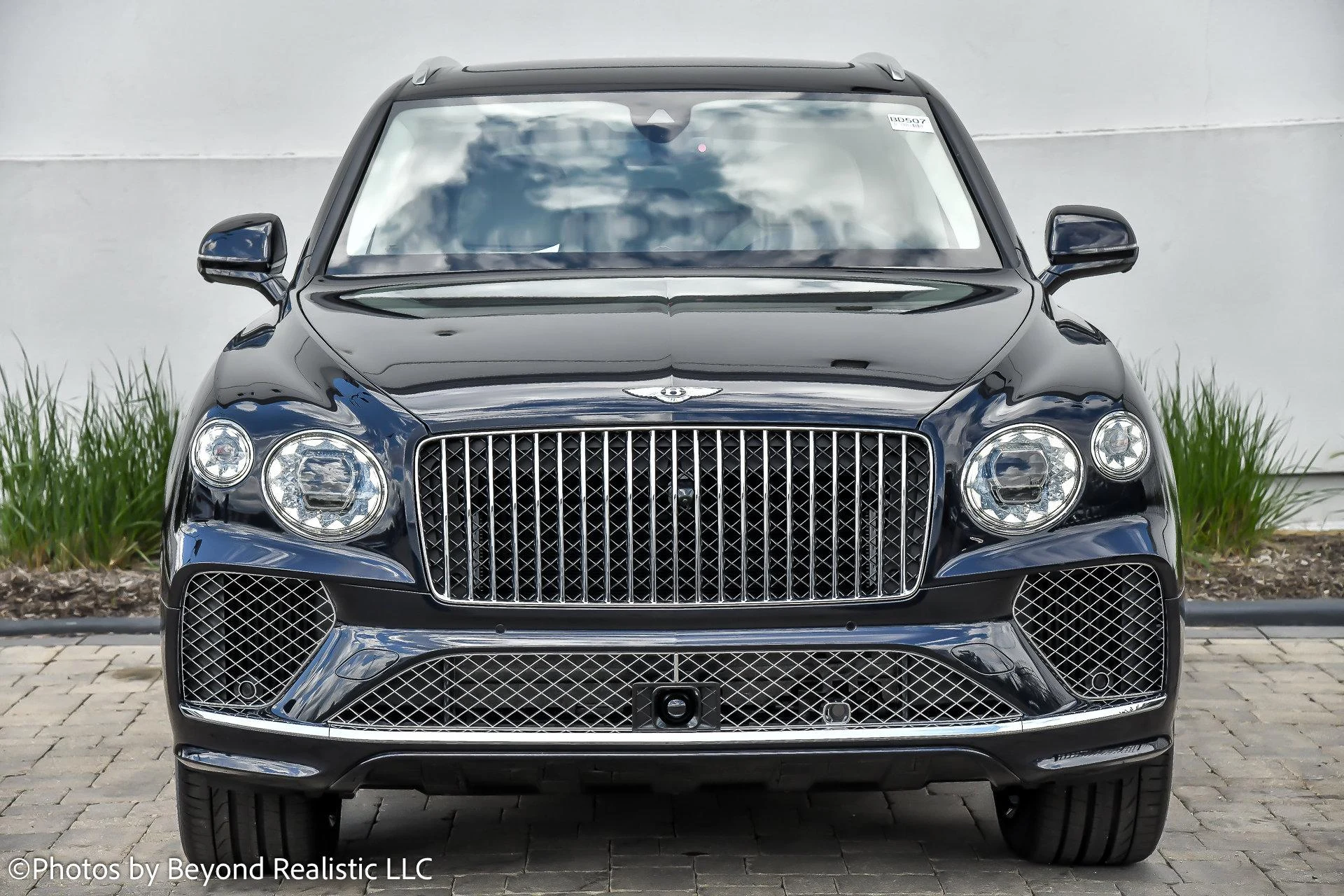 mph002_1292834157_Used_2024_Bentley_Bentayga_Azure_1760342123_56a104ddc5