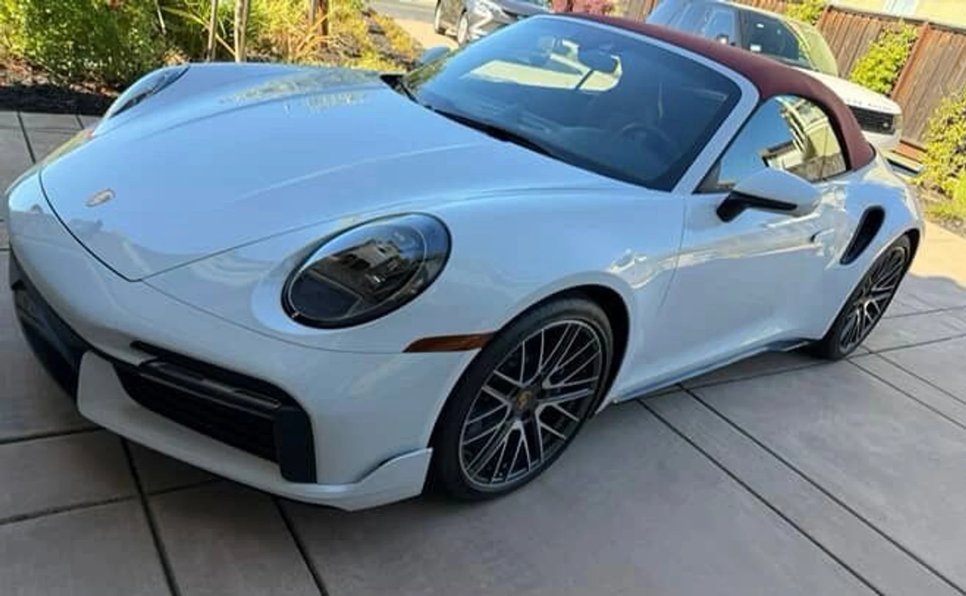 mph002_1299355391_Used_2023_Porsche_911_Turbo_S_1761082590_d8ef75762a