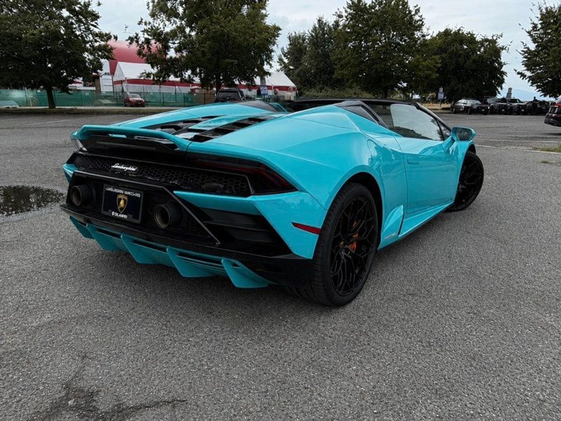 mph002_1310269423_38812423_08864_2024_lamborghini_huracan_003_fcee6a90e3