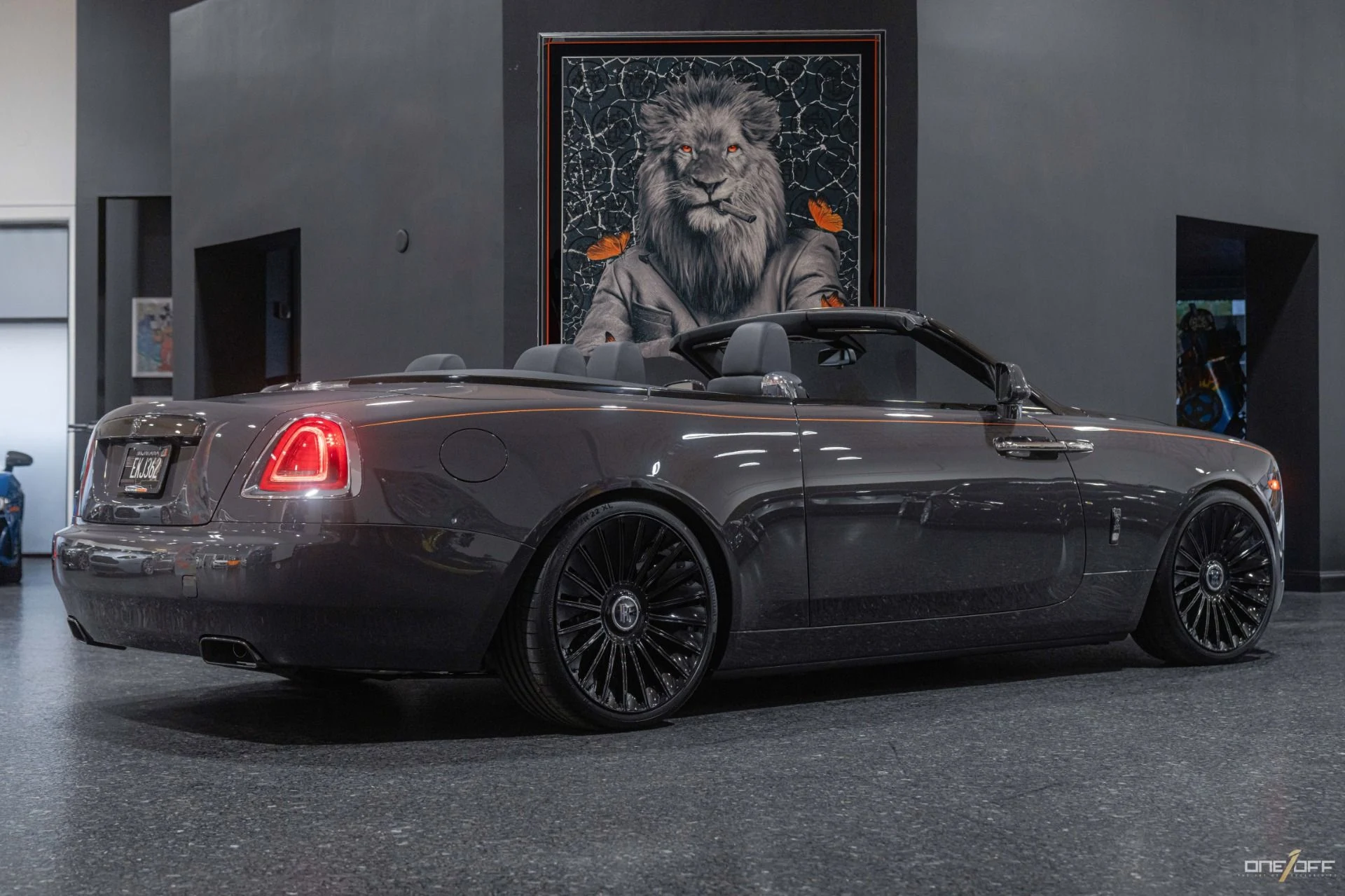 mph002_1322637290_Used_2018_Rolls_Royce_Dawn_1_of_1_Bespoke_Special_Order_Black_Badge_1731615753_af08072167