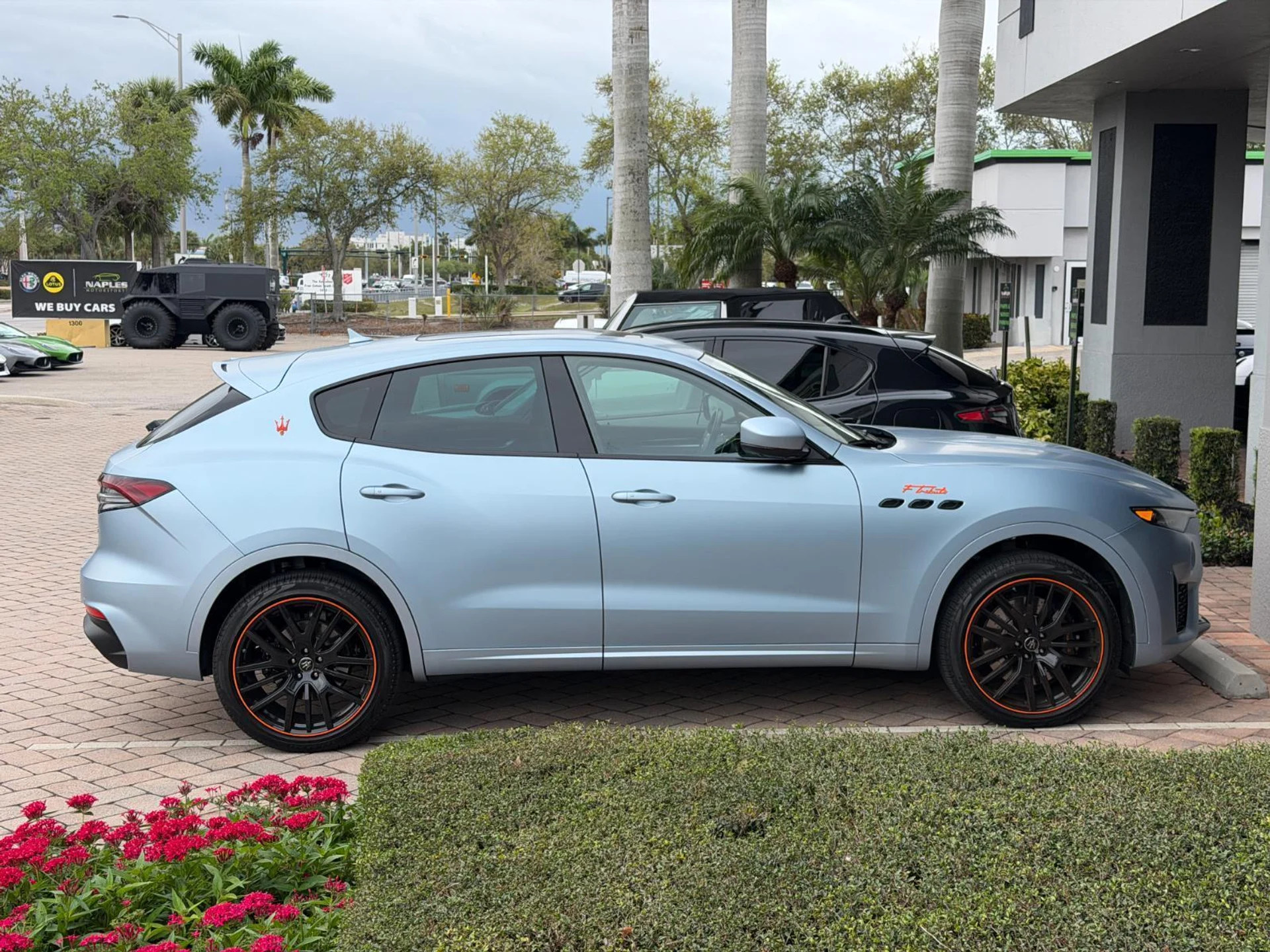 mph002_1343986061_Used_2023_maserati_Levante_F_Tributo_1773865359_bb8164e680