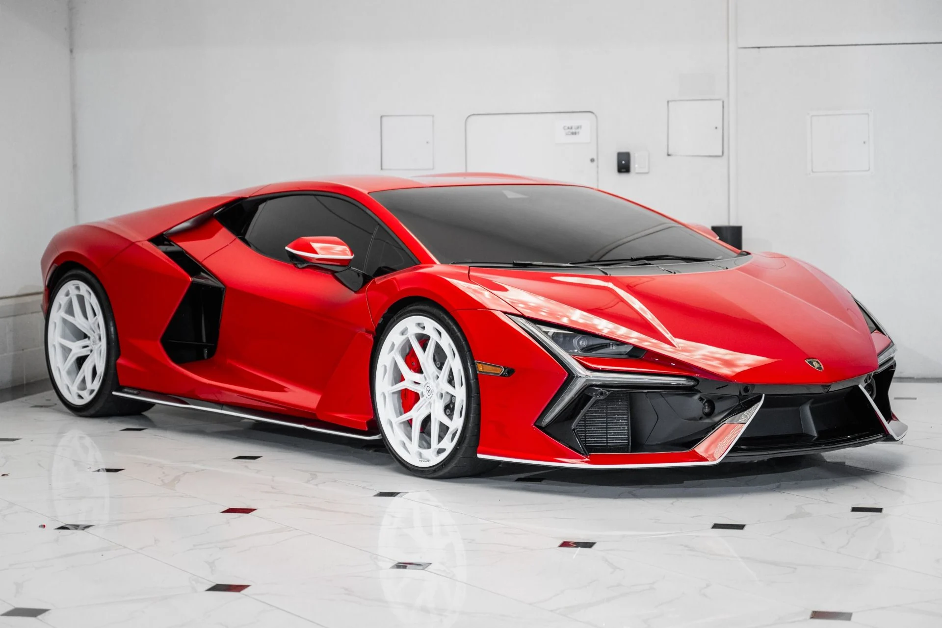 mph002_1358141234_Used_2024_Lamborghini_Revuelto_1754710771_338027a441