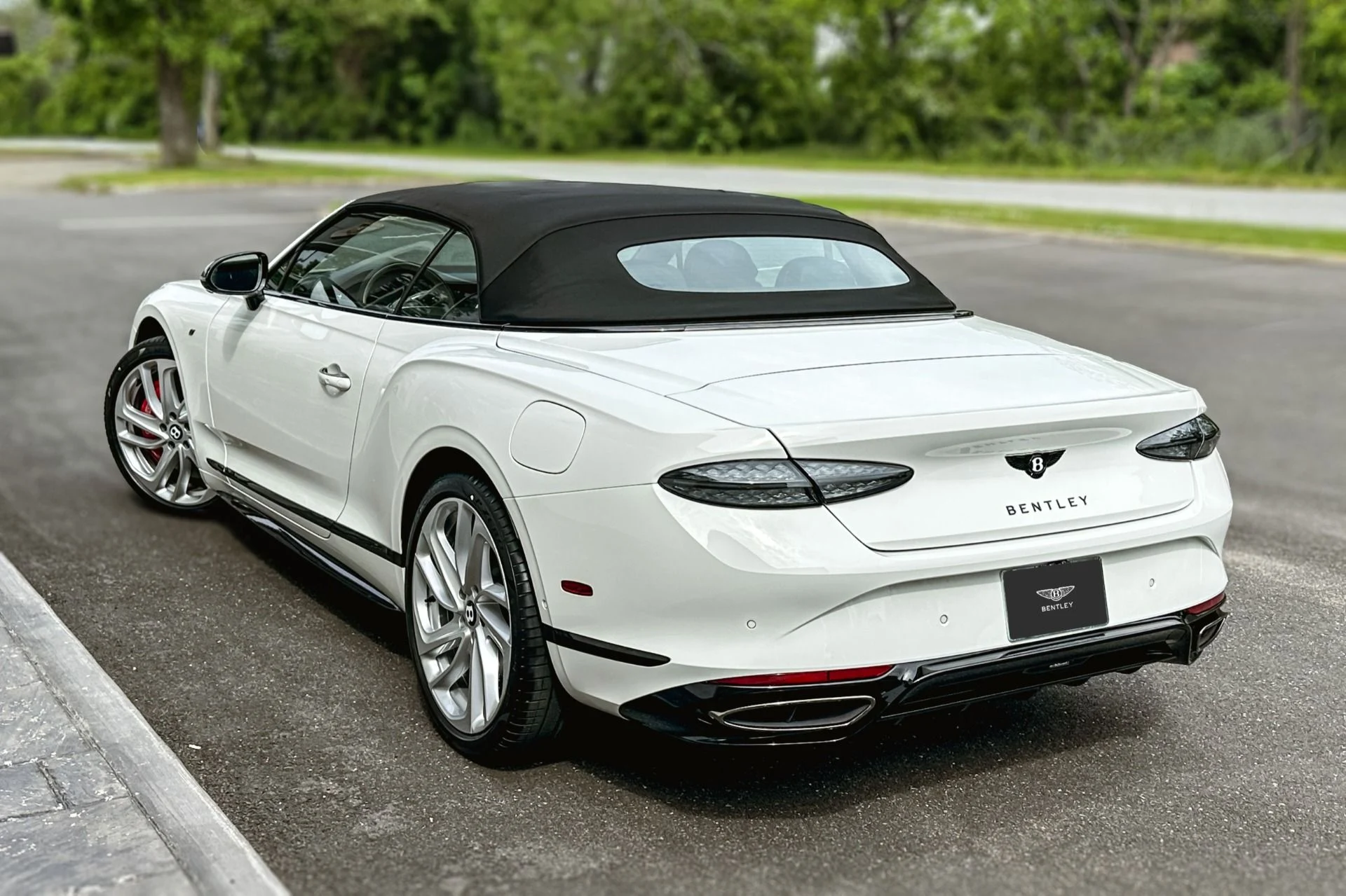 mph002_1361264494_New_2026_Bentley_Continental_GT_S_1779967427_2e37b7f73a