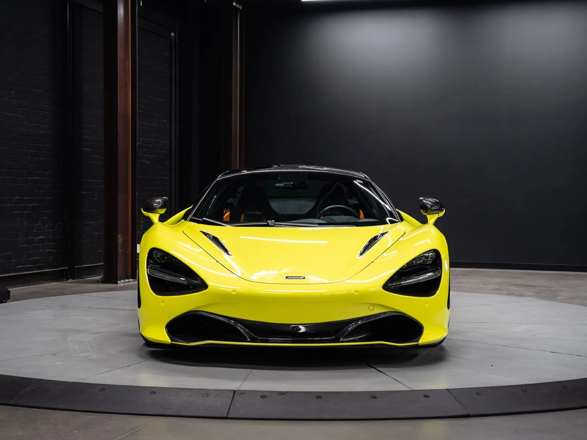 mph002_1364363974_mclaren_720s_2018_fd567ae976