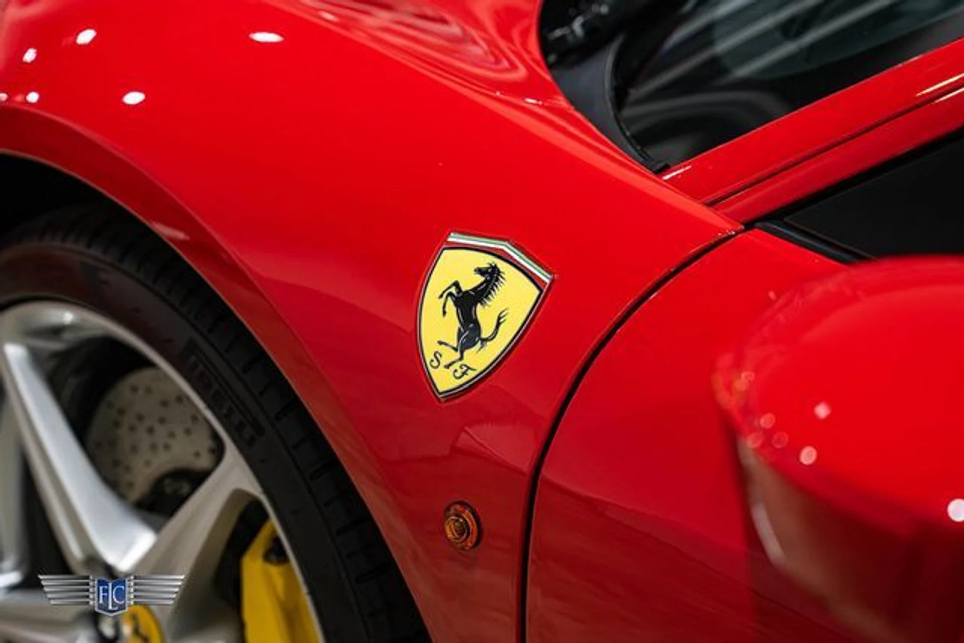 mph002_1366386721_used_2011_ferrari_458_italia_2drcoupe_9689_23088468_7_640_bf9b493e33