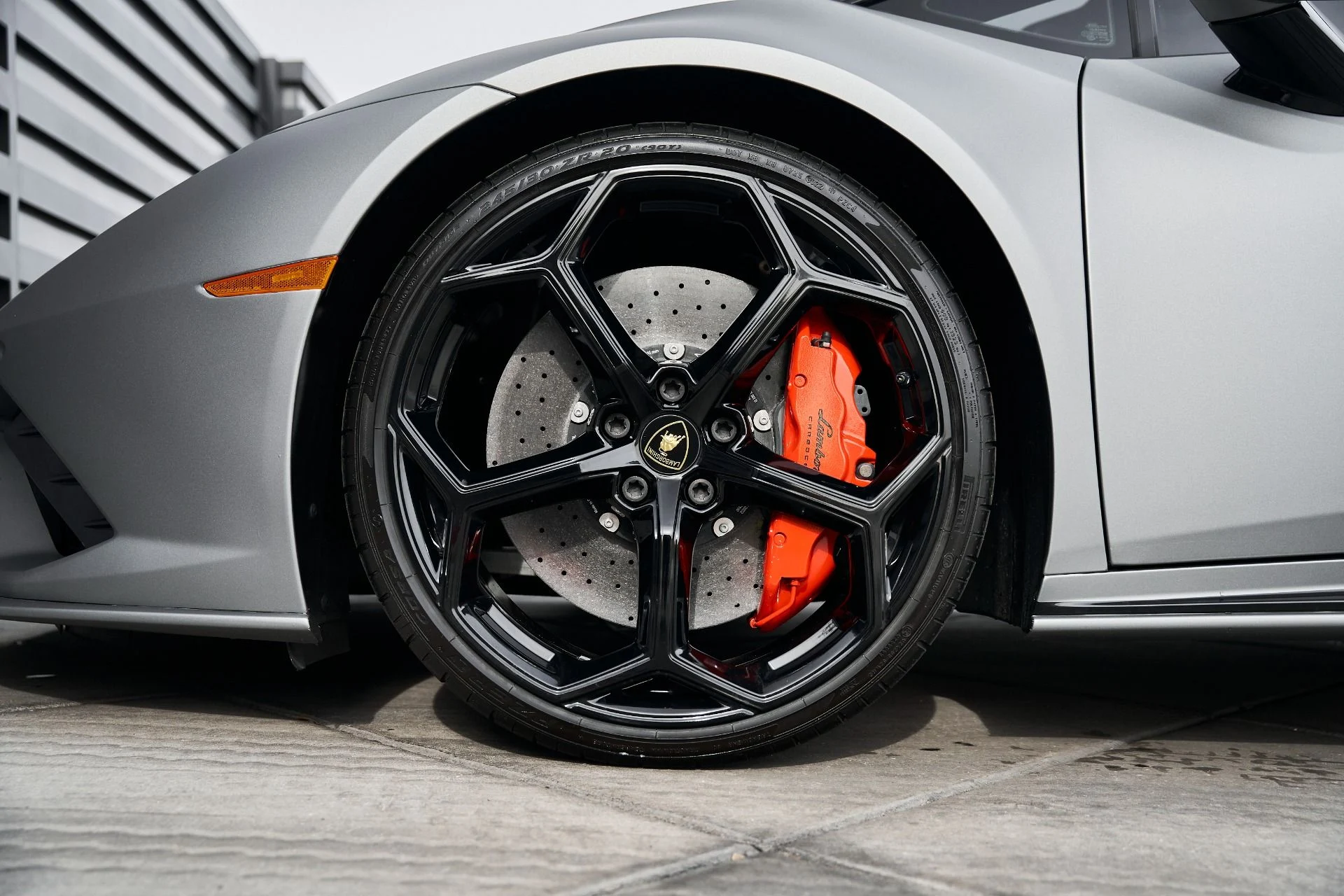 mph002_1375992307_Used_2023_Lamborghini_Huracan_EVO_Base_1769048990_b8b78dd9f2