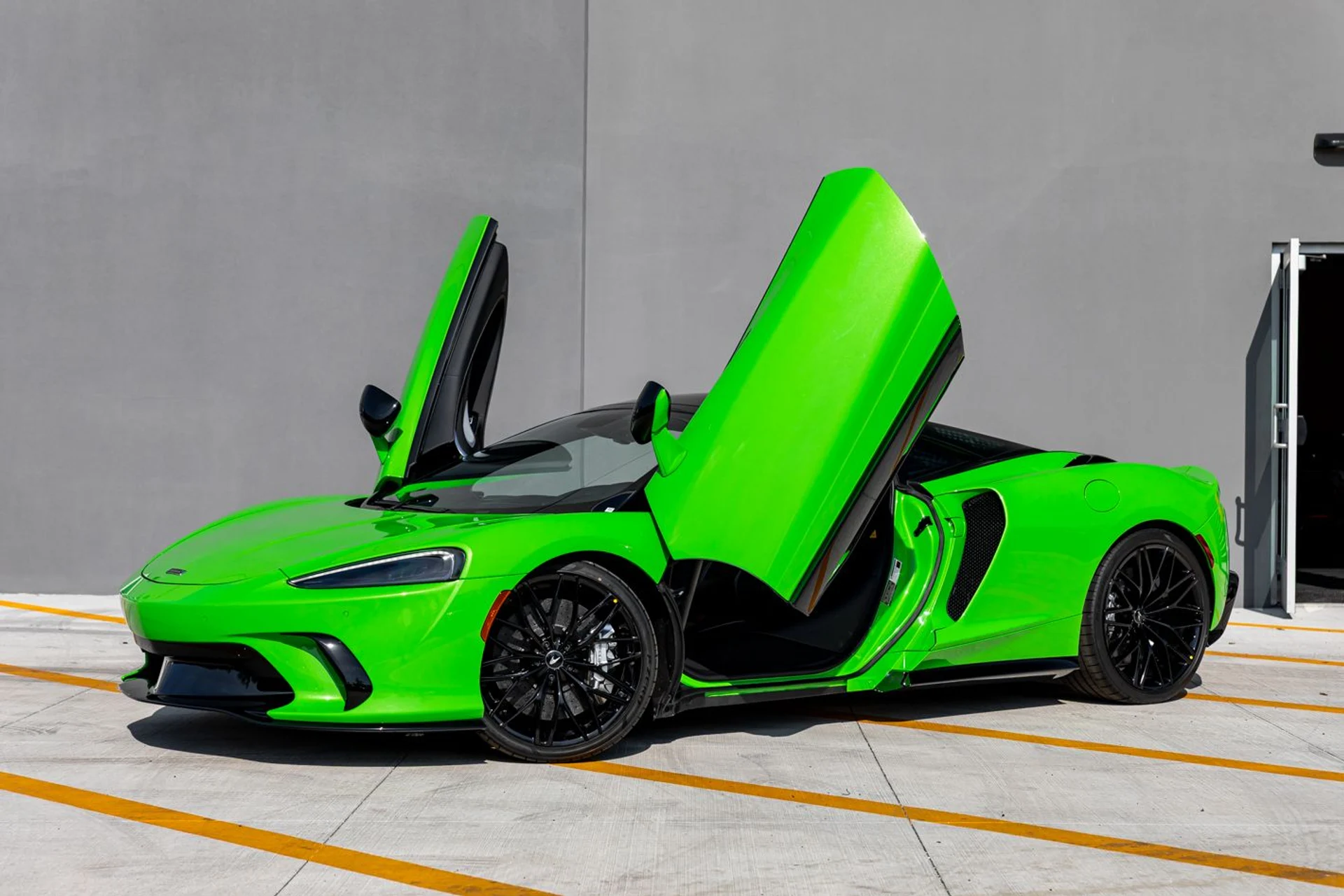 mph002_1379577663_New_2025_Mc_Laren_GTS_d68ecc98fd