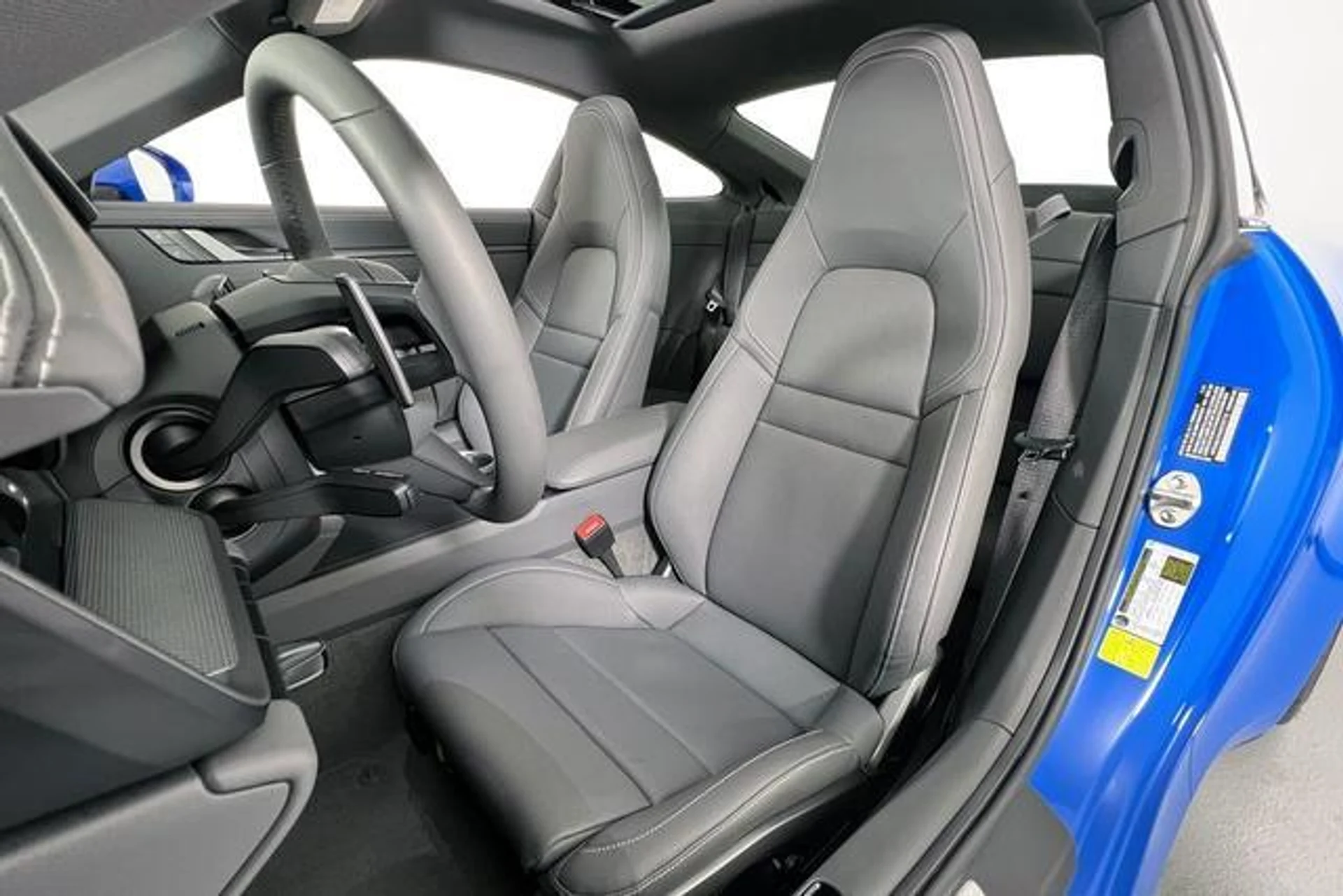 mph002_138282679_QB_2sb8d_Mrmamuv_D4c_Ti_a_QMEVA_0_544995d5e9