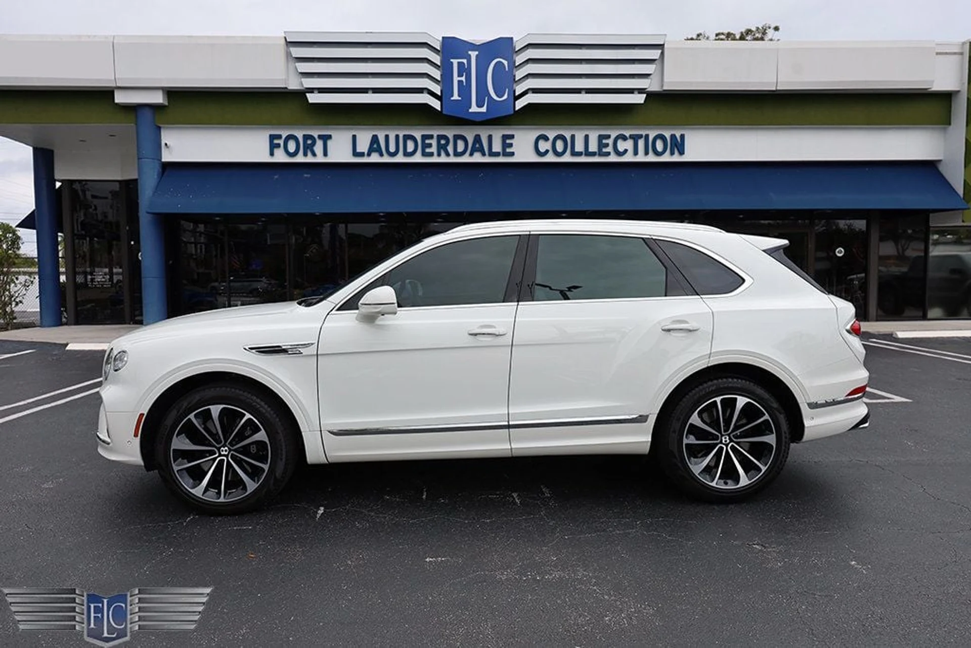 mph002_140155207_used_2024_bentley_bentayga_6305_22998003_3_1024_18e7afe1a2