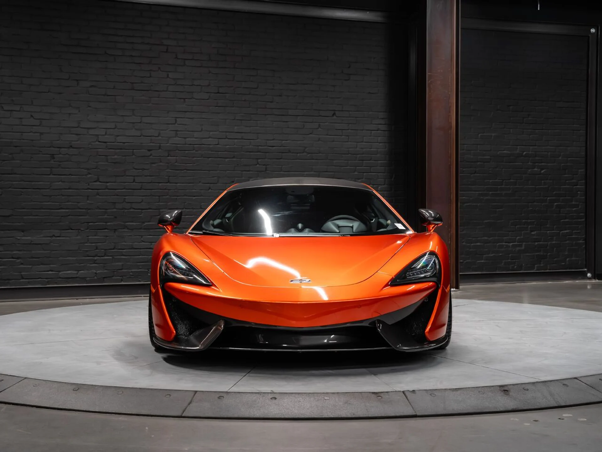 mph002_1401697174_mclaren_570s_2017_6434fe9174