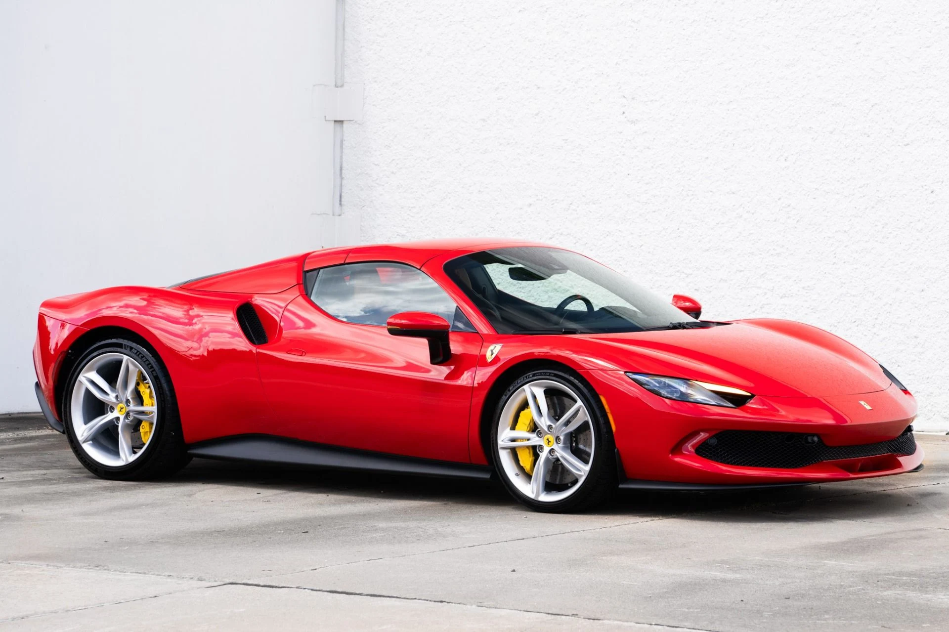 mph002_1407427514_Used_2024_Ferrari_296_GTS_1753295164_a3328932a4