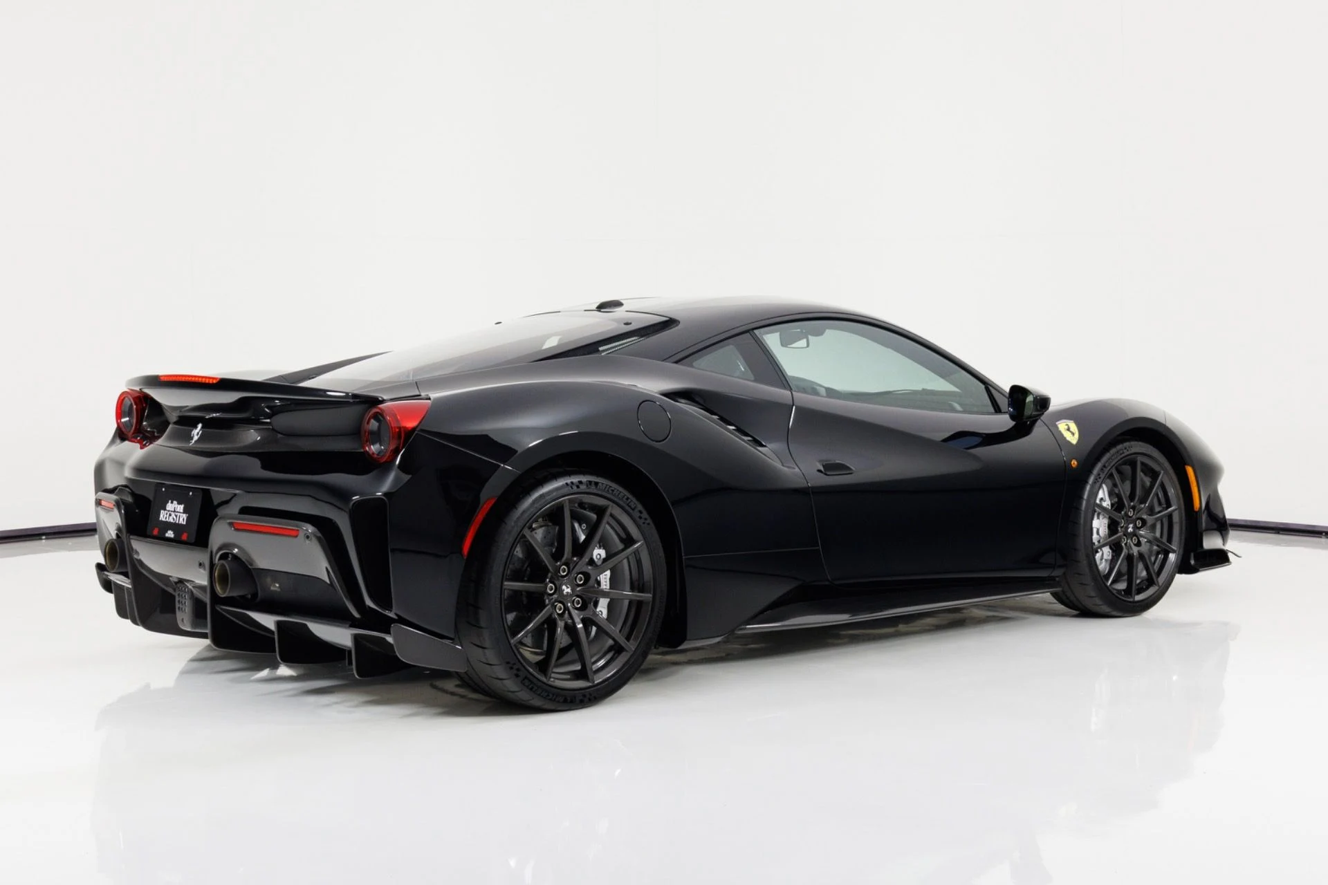 mph002_1419773210_Used_2019_Ferrari_488_Pista_1781884380_089c323812