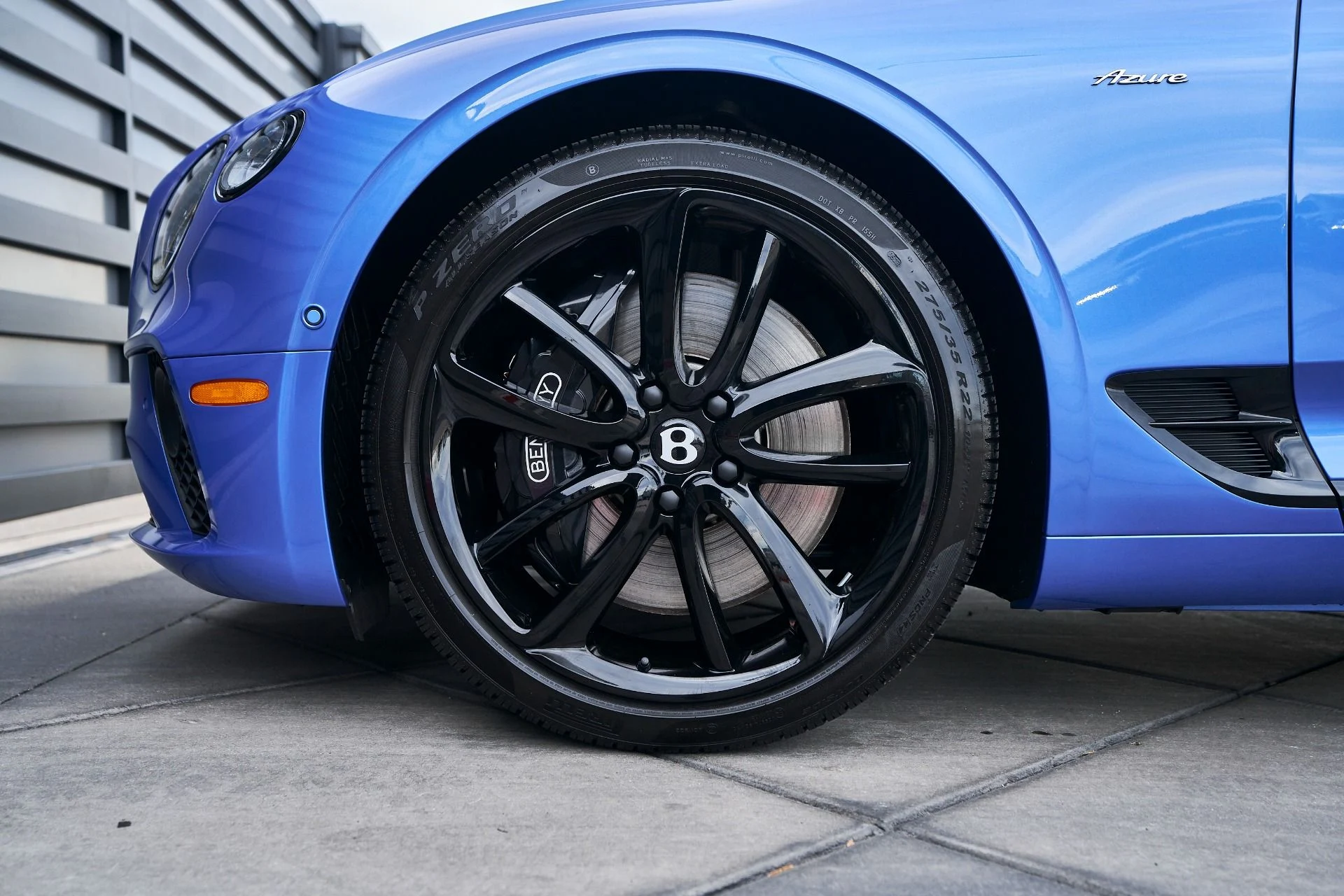 mph002_1420860316_Used_2023_Bentley_Continental_GT_Azure_1761755931_bbdd29ae3b