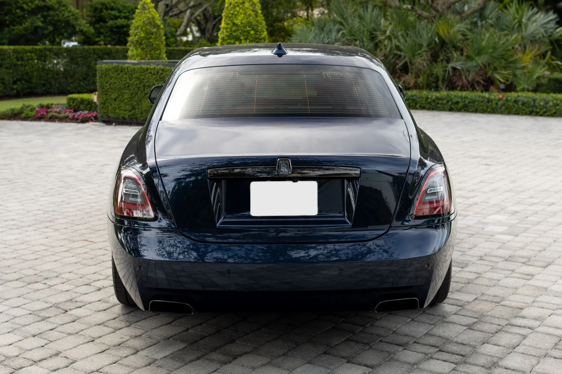 mph002_1423275892_Used_2023_Rolls_Royce_Black_Badge_Ghost_1765569637_fbb85db22c