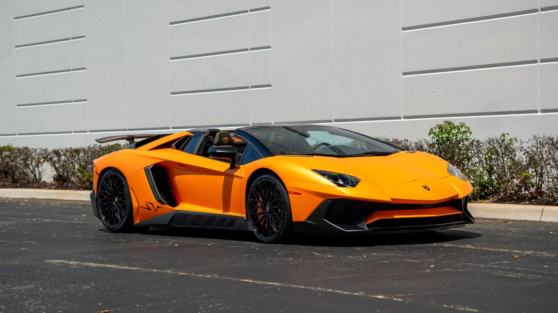 mph002_142424888_Used_2017_Lamborghini_Aventador_LP_750_4_SV_1750200033_d6ab083a69