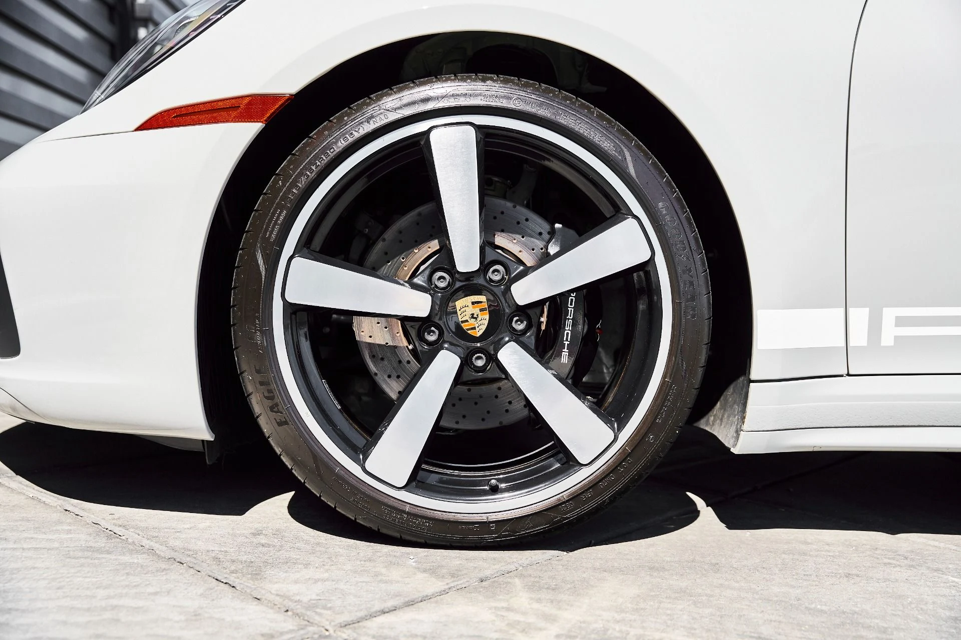 mph002_1429214077_Used_2021_Porsche_911_Targa_4_S_1774544003_38c56675c5