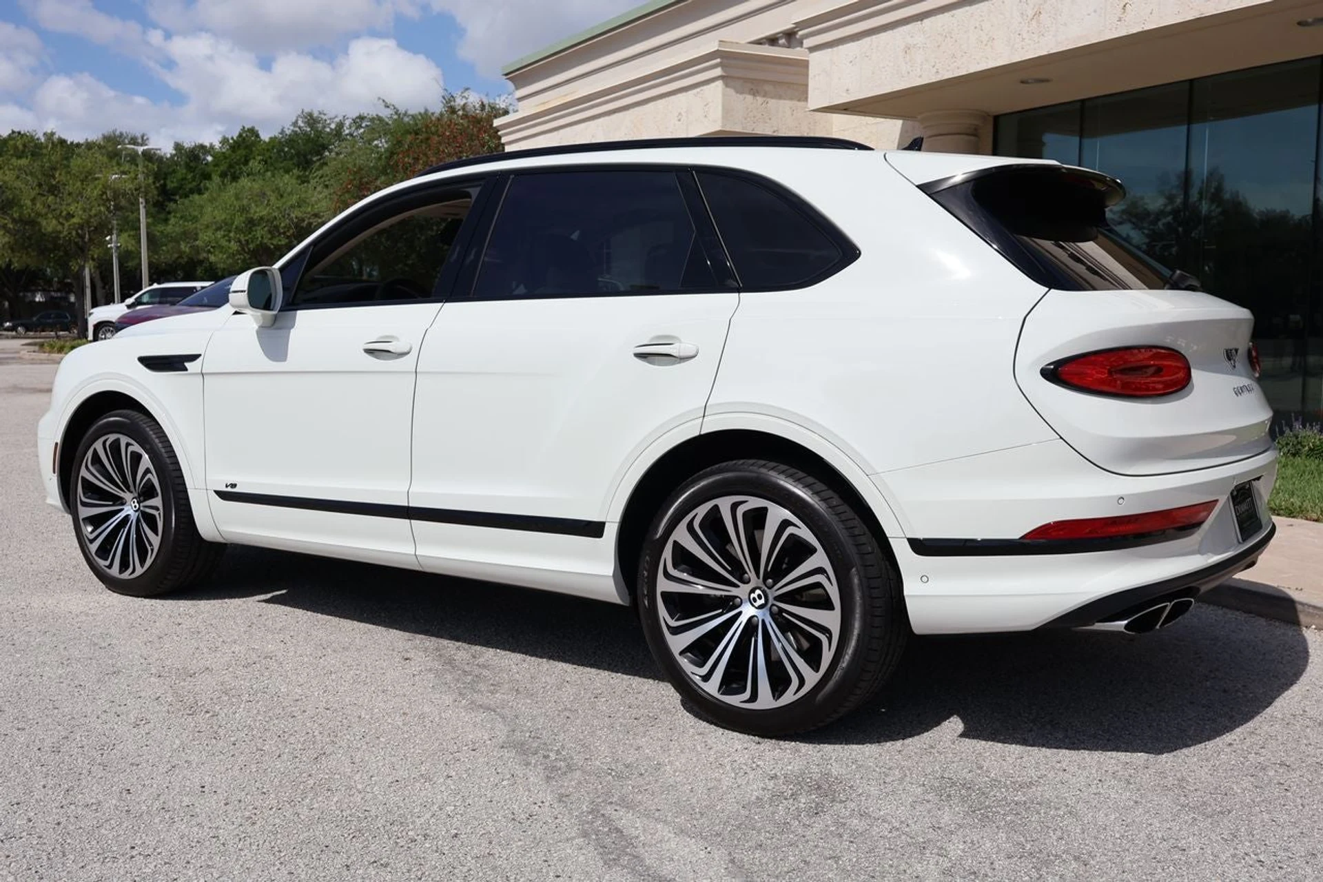 mph002_143441774_3_07e5f94cbb