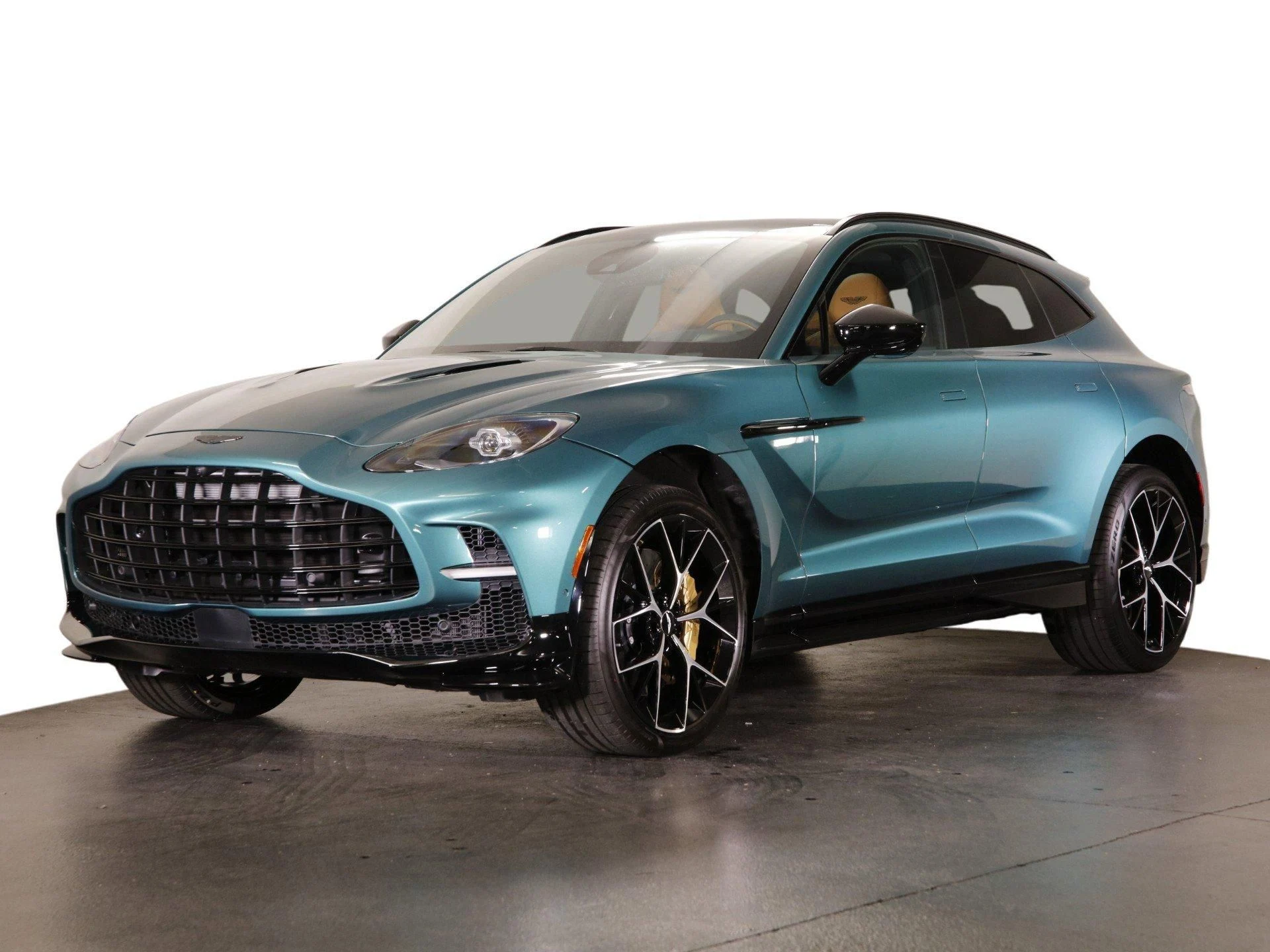 mph002_1436930027_Used_2024_Aston_Martin_DBX_707_1710413864_d0e7a9fae3