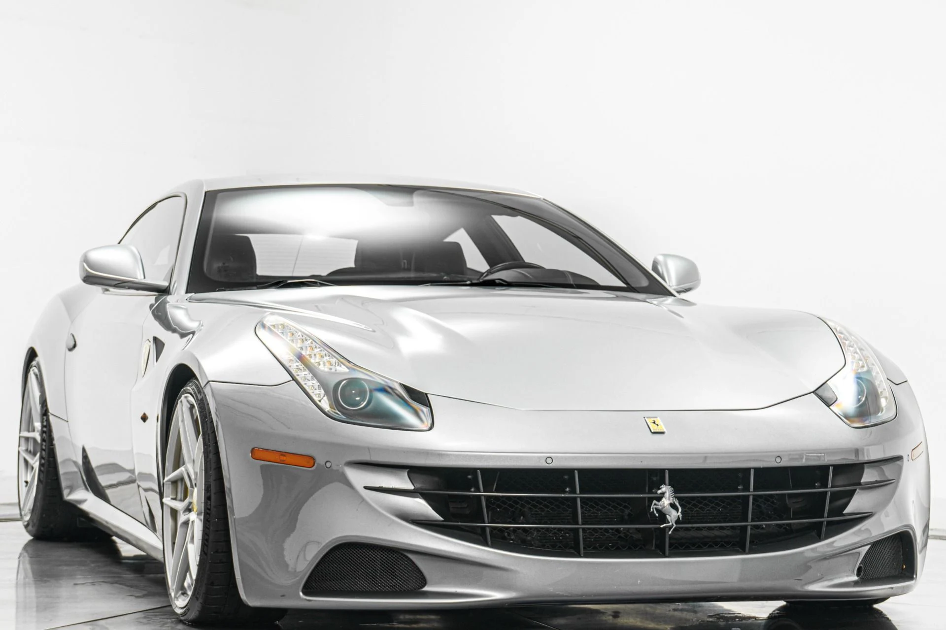 mph002_1438800642_Used_2015_Ferrari_FF_V12_650_Horsepower_Heated_Seats_All_Wheel_Drive_1770304966_4854eee801