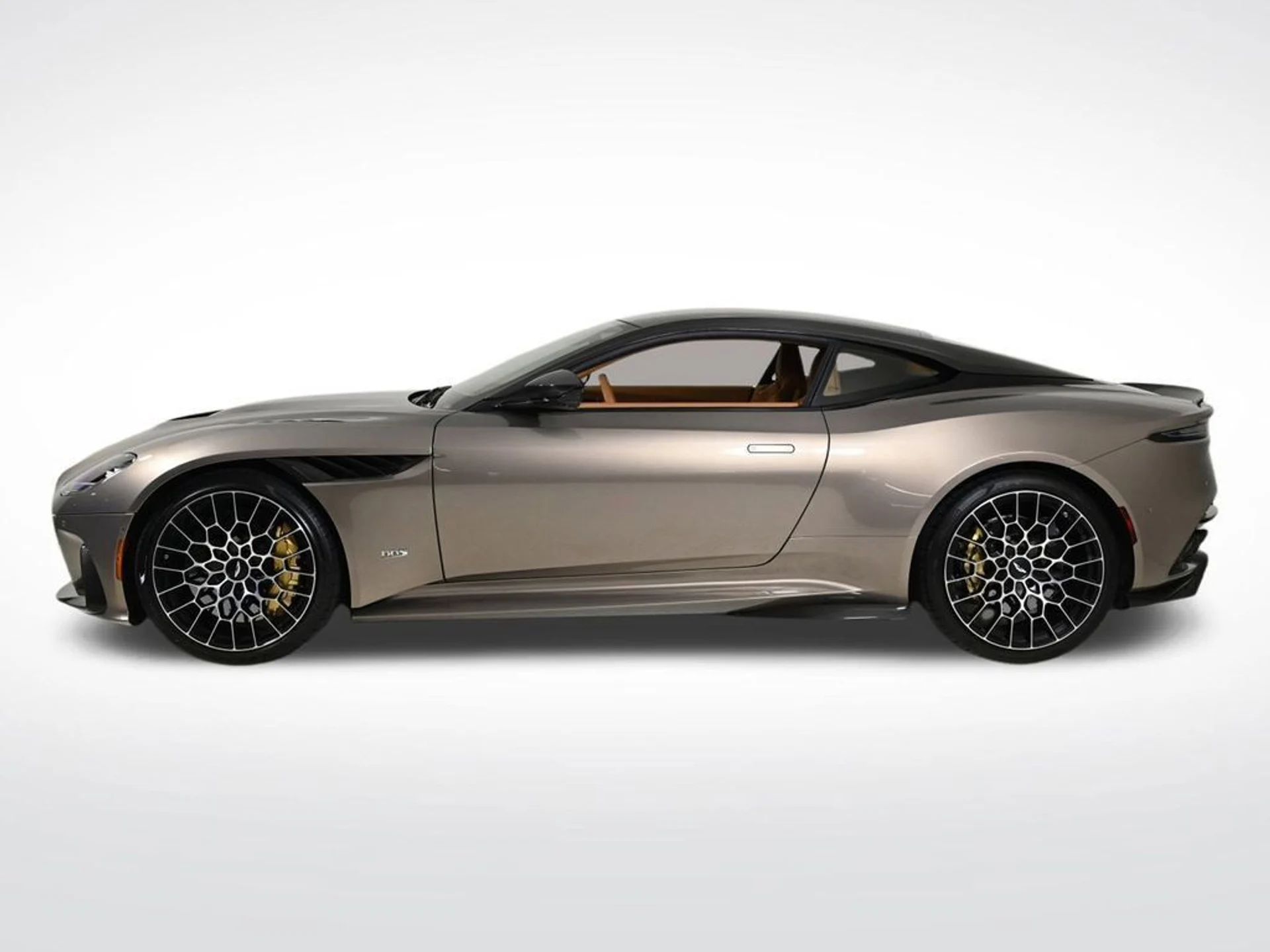 mph002_1444853719_used_2023_aston_martin_dbs_base_11350_22961606_2_1024_e2e5d7c861