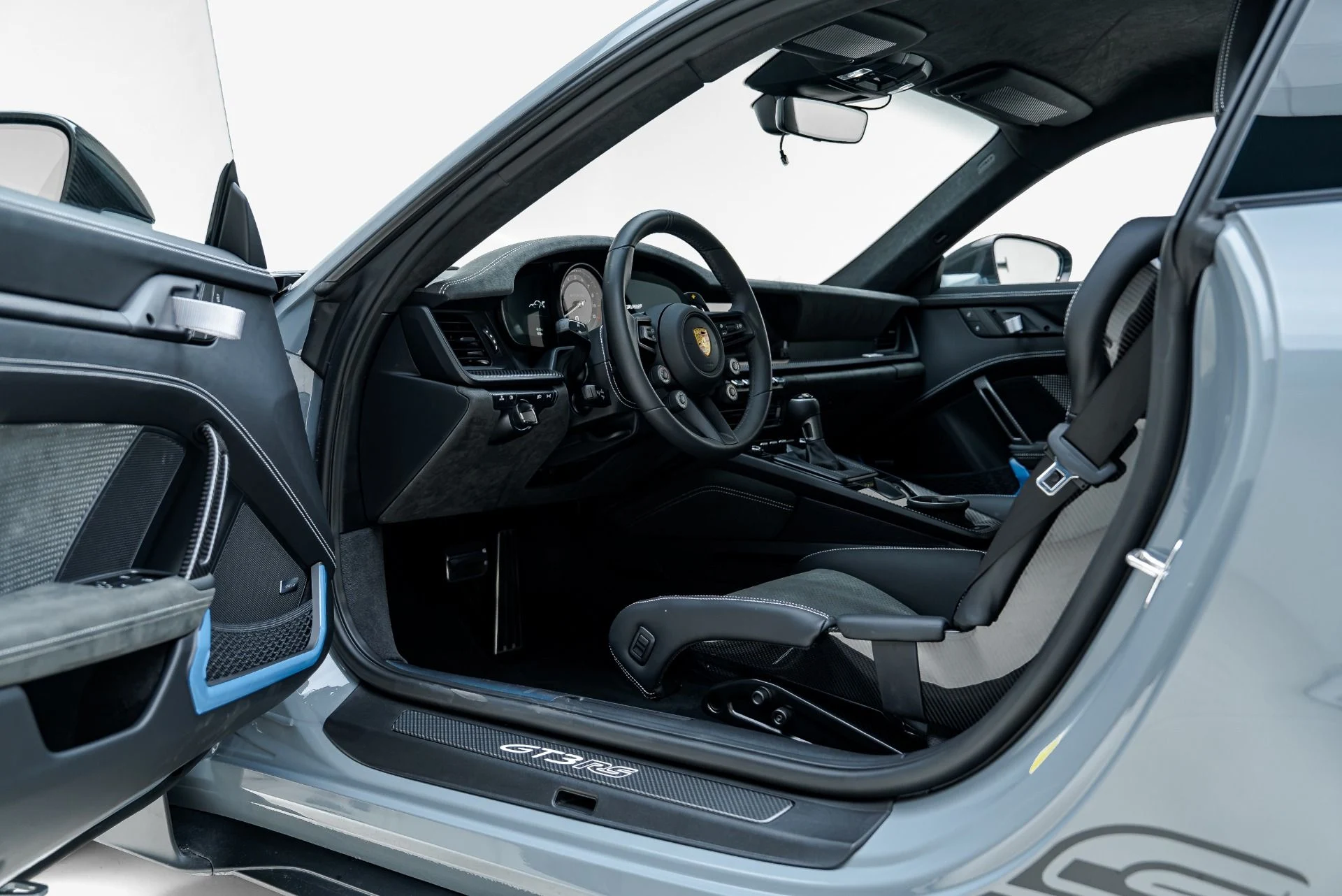 mph002_144603623_Used_2025_Porsche_911_GT_3_RS_1788469200_dce85ce5cf