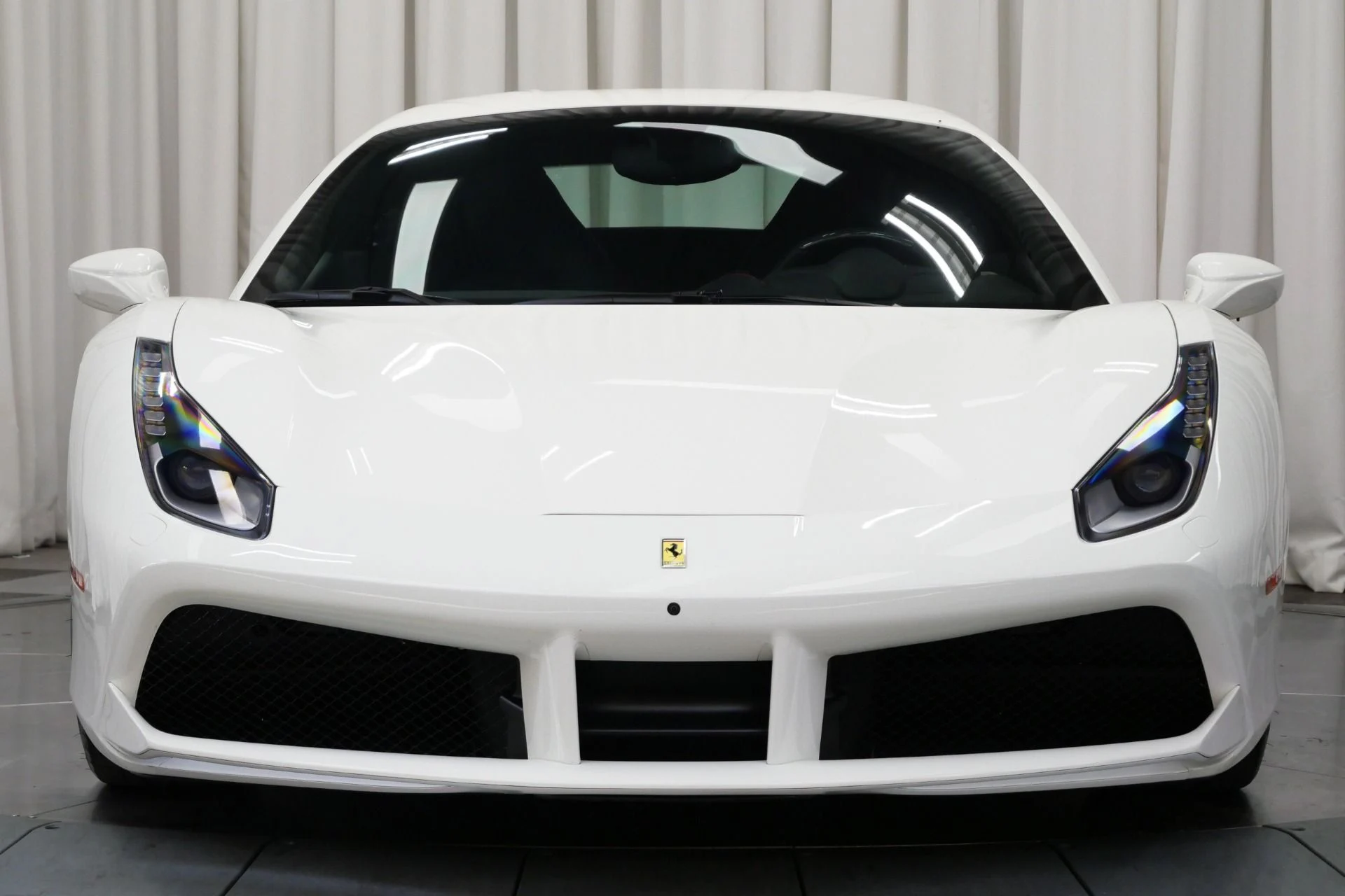 mph002_1447749200_Used_2018_Ferrari_488_GTB_1755879022_31f9791899