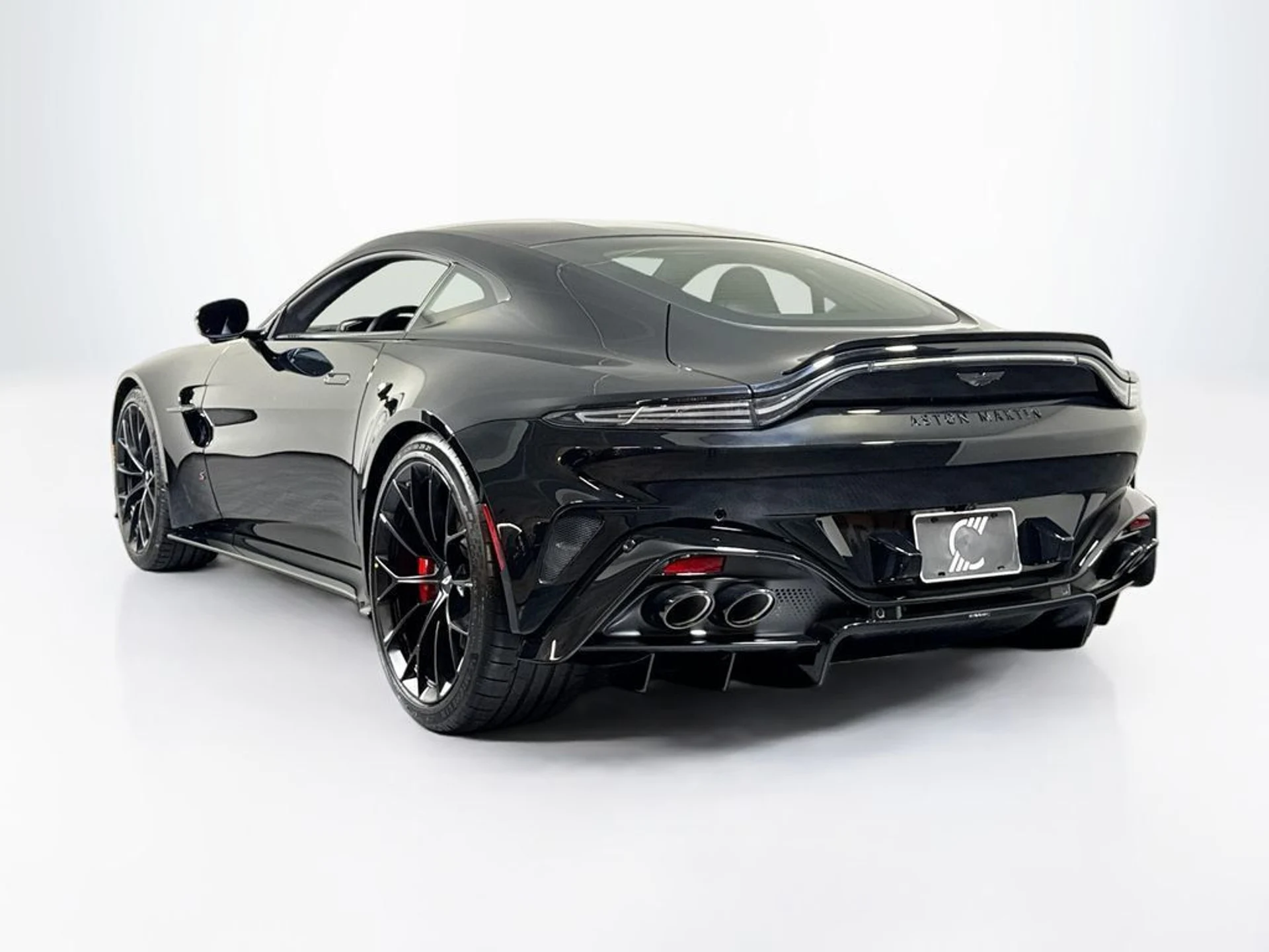 mph002_1452890226_new_2026_aston_martin_vantage_scoupe_11350_23059233_3_1024_c07a6a0351