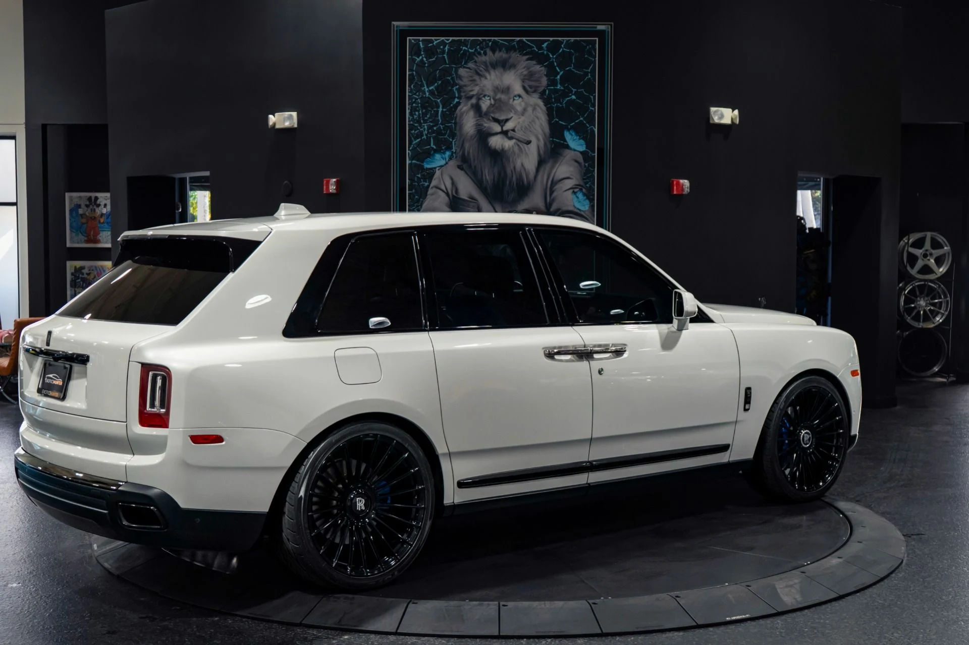 mph002_1469289329_Used_2021_Rolls_Royce_Black_Badge_Cullinan_Black_Badge_Provenance_2027_1771275656_5ddadb50af