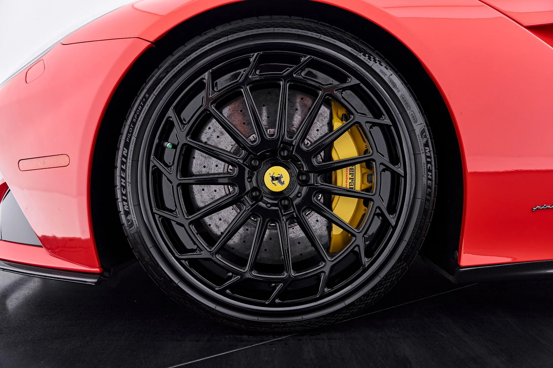 mph002_1476832687_Used_2016_Ferrari_F12_Berlinetta_1789434598_661d879b8c