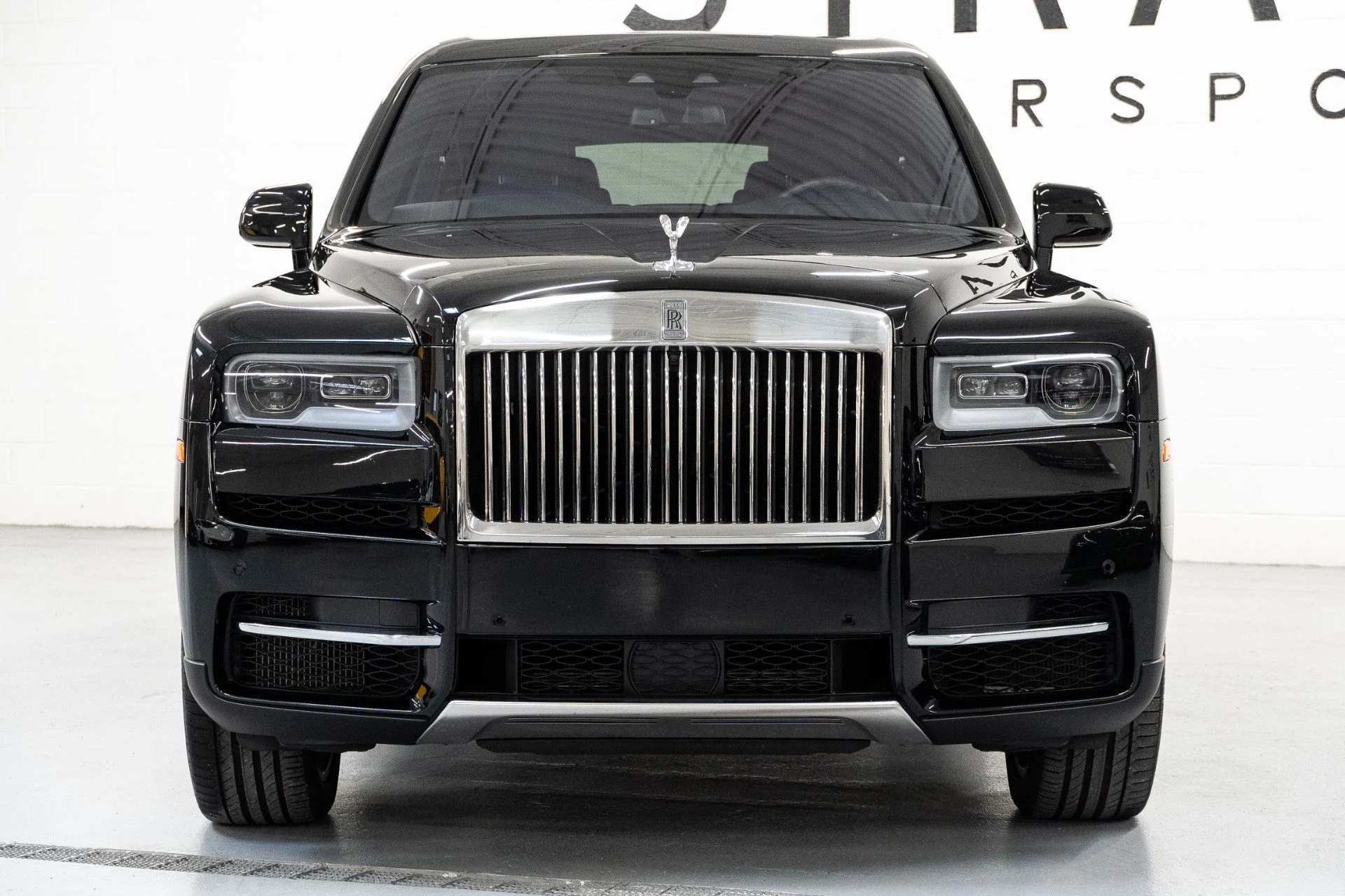 mph002_1480014184_Used_2022_Rolls_Royce_Cullinan_1772571310_e5da1c02c0