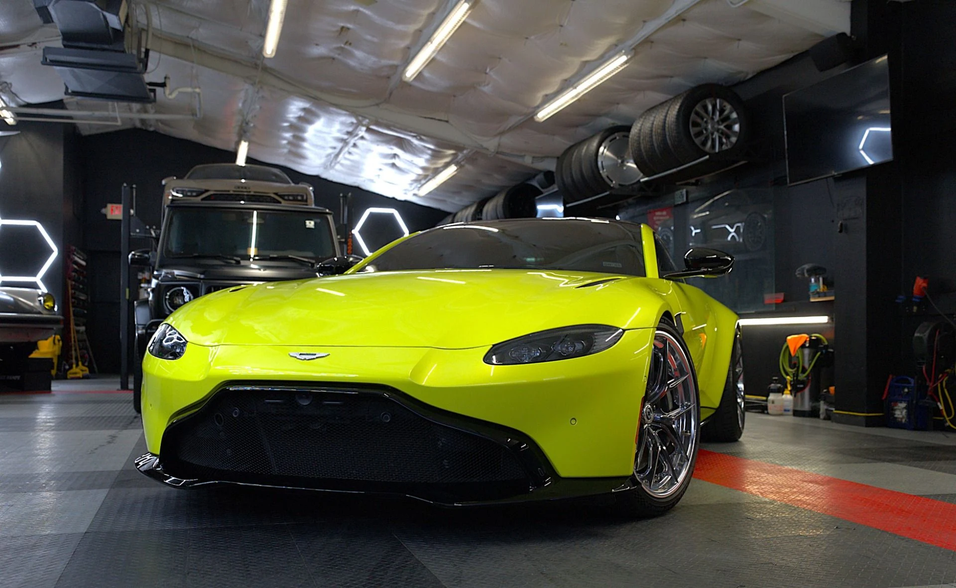 mph002_1504583078_Used_2020_Aston_Martin_Vantage_1752006323_57e259d33f