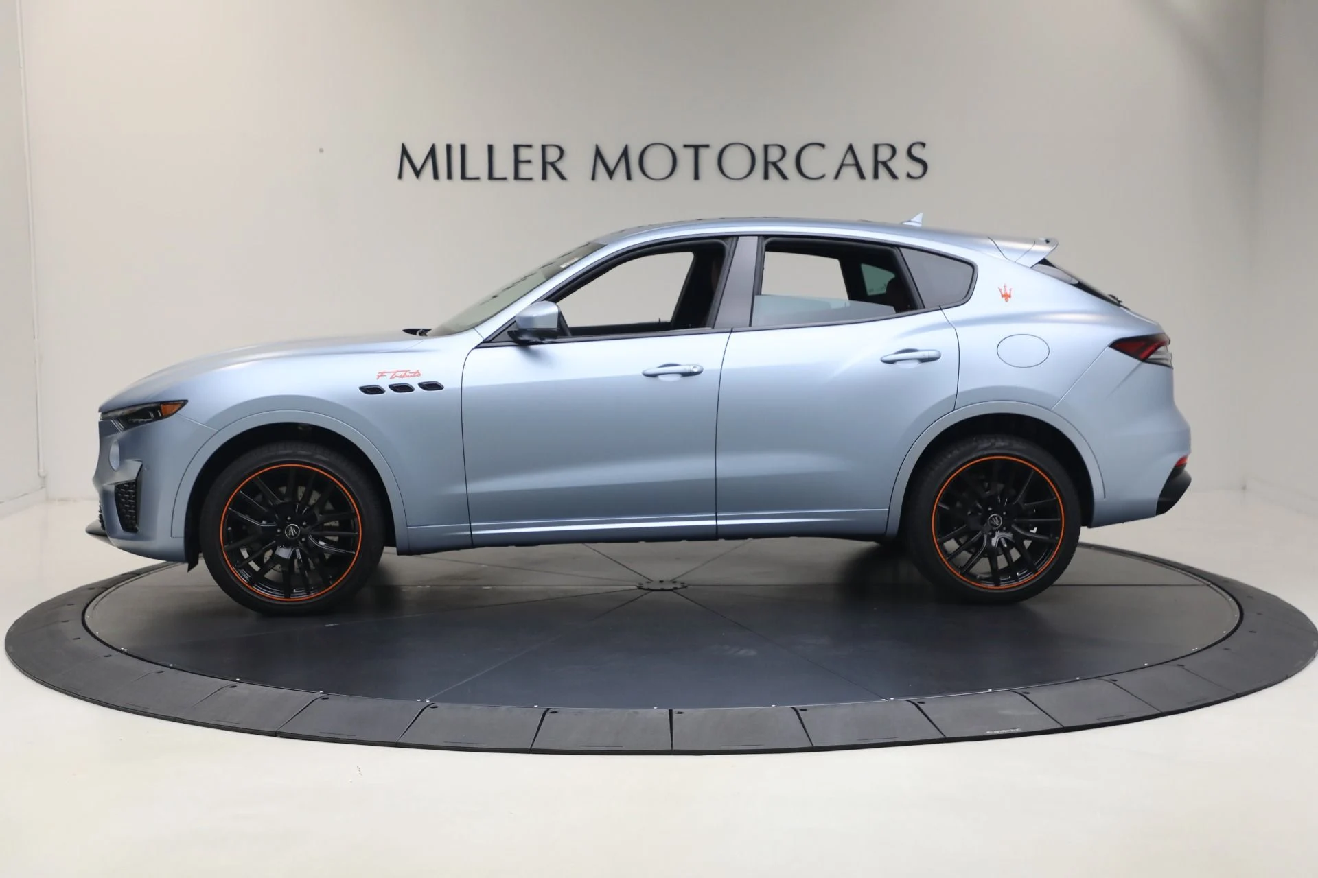 mph002_1517547583_Used_2023_Maserati_Levante_F_Tributo_1764365135_7eccb2801c