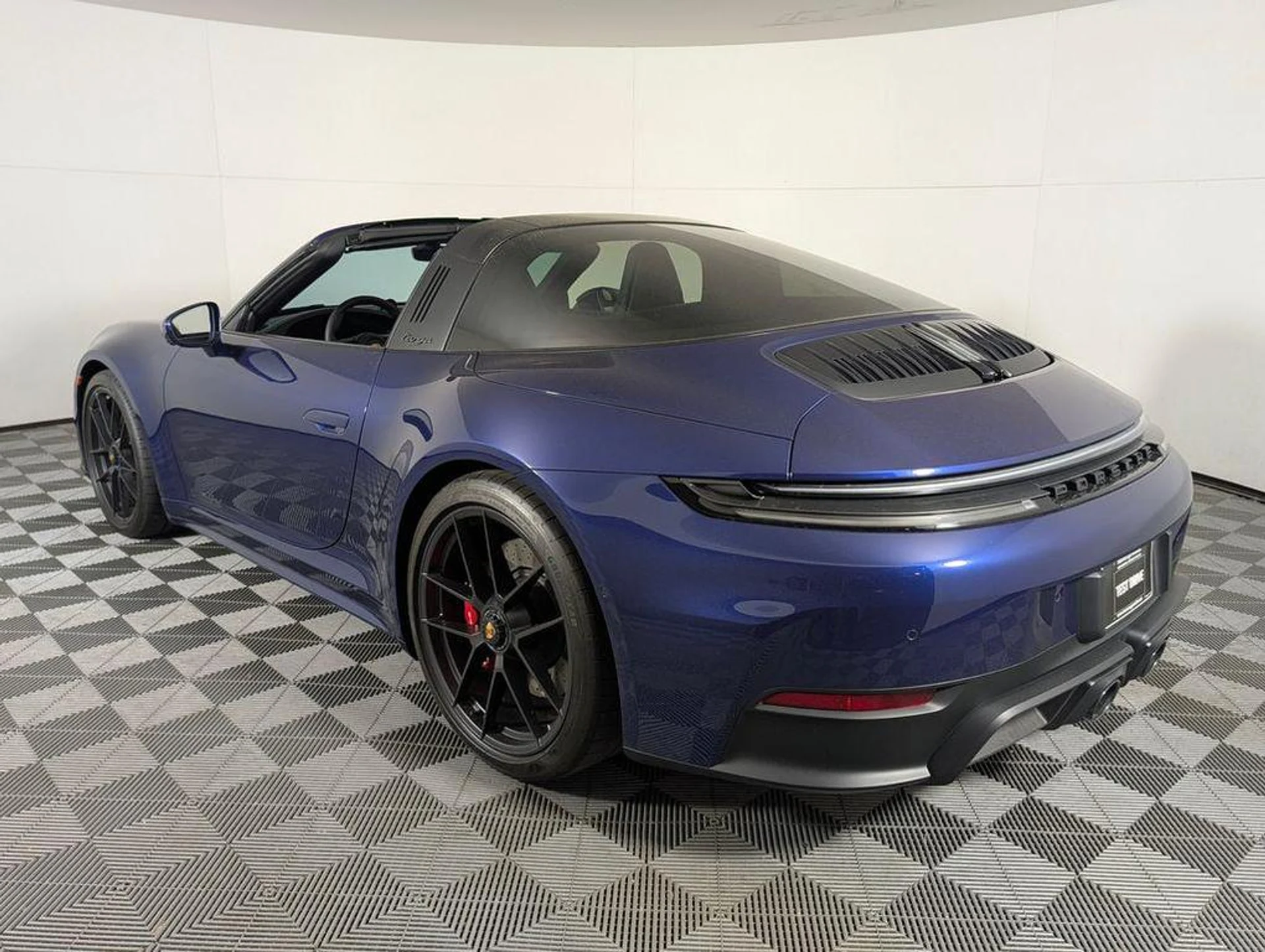 mph002_1520249130_il_Bi_Bj_Cruvzv0w_NSS_02w_R0_Sb_Ve0_75d39abc86