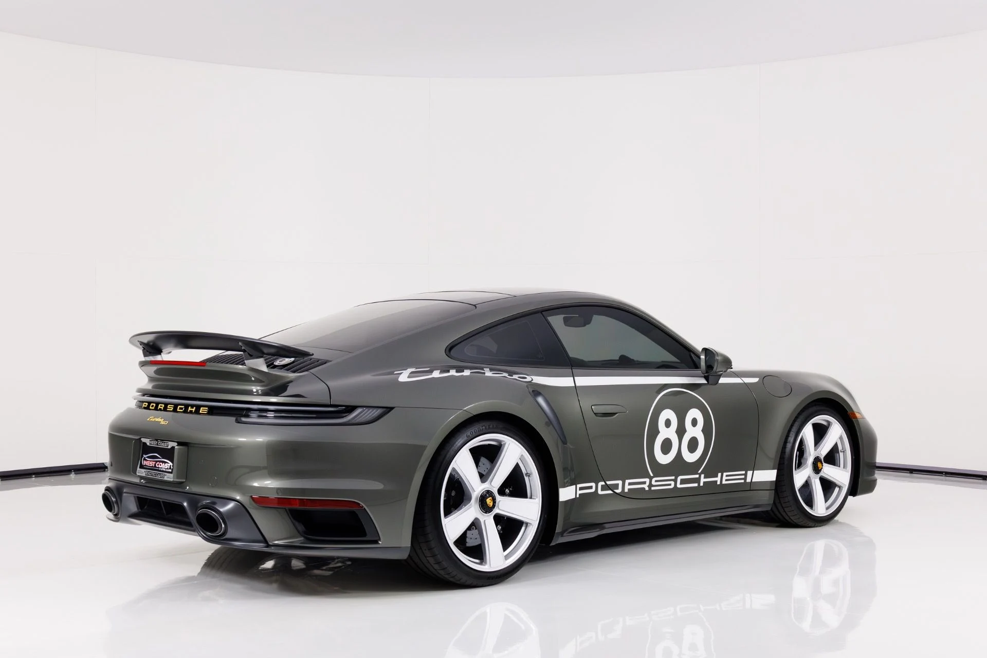 mph002_1528271610_Used_2025_Porsche_911_Turbo_50_Years_1769709967_b5000956c7