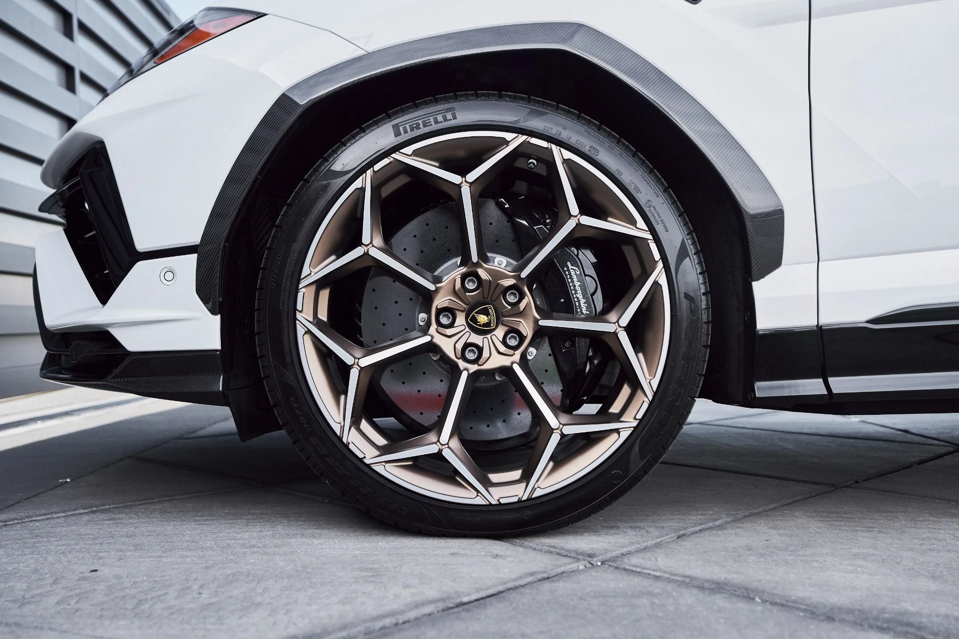 mph002_1532126887_Used_2024_Lamborghini_Urus_Performante_1764730665_f4f1a21da1