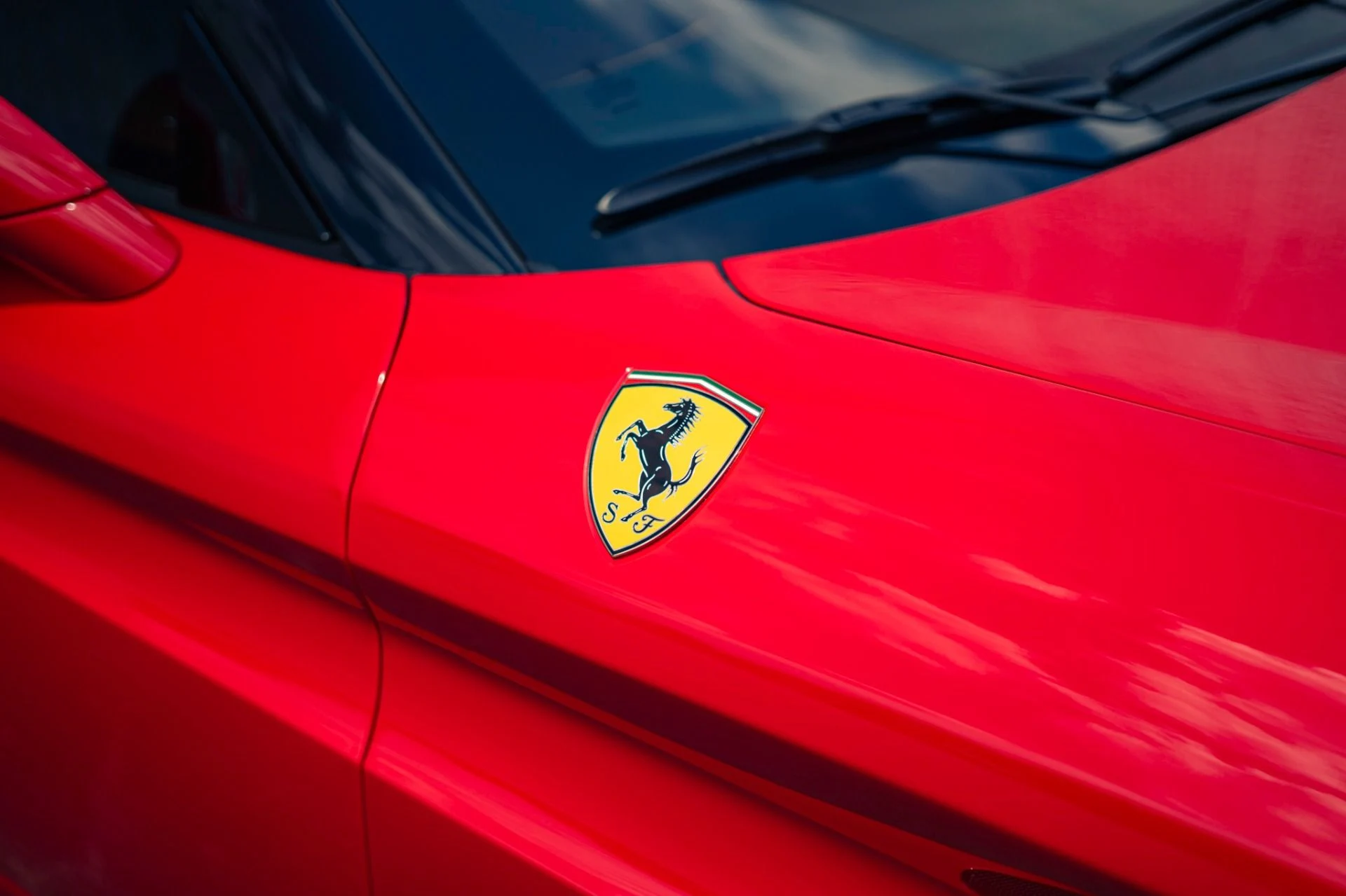 mph002_1551590813_Used_2016_Ferrari_California_T_1777481400_648aa8e49a