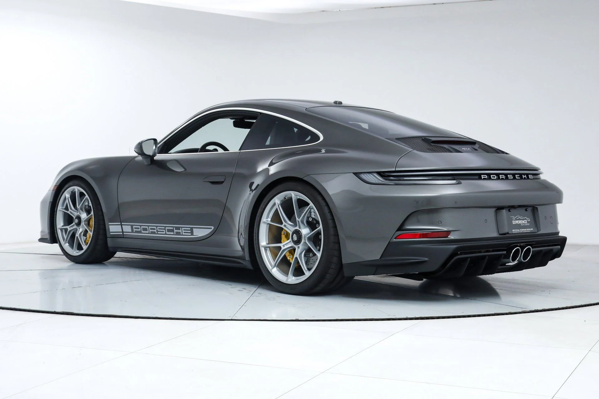 mph002_155531969_b851e5bac134d5e9c403252e9c33eefc_417fc686fe