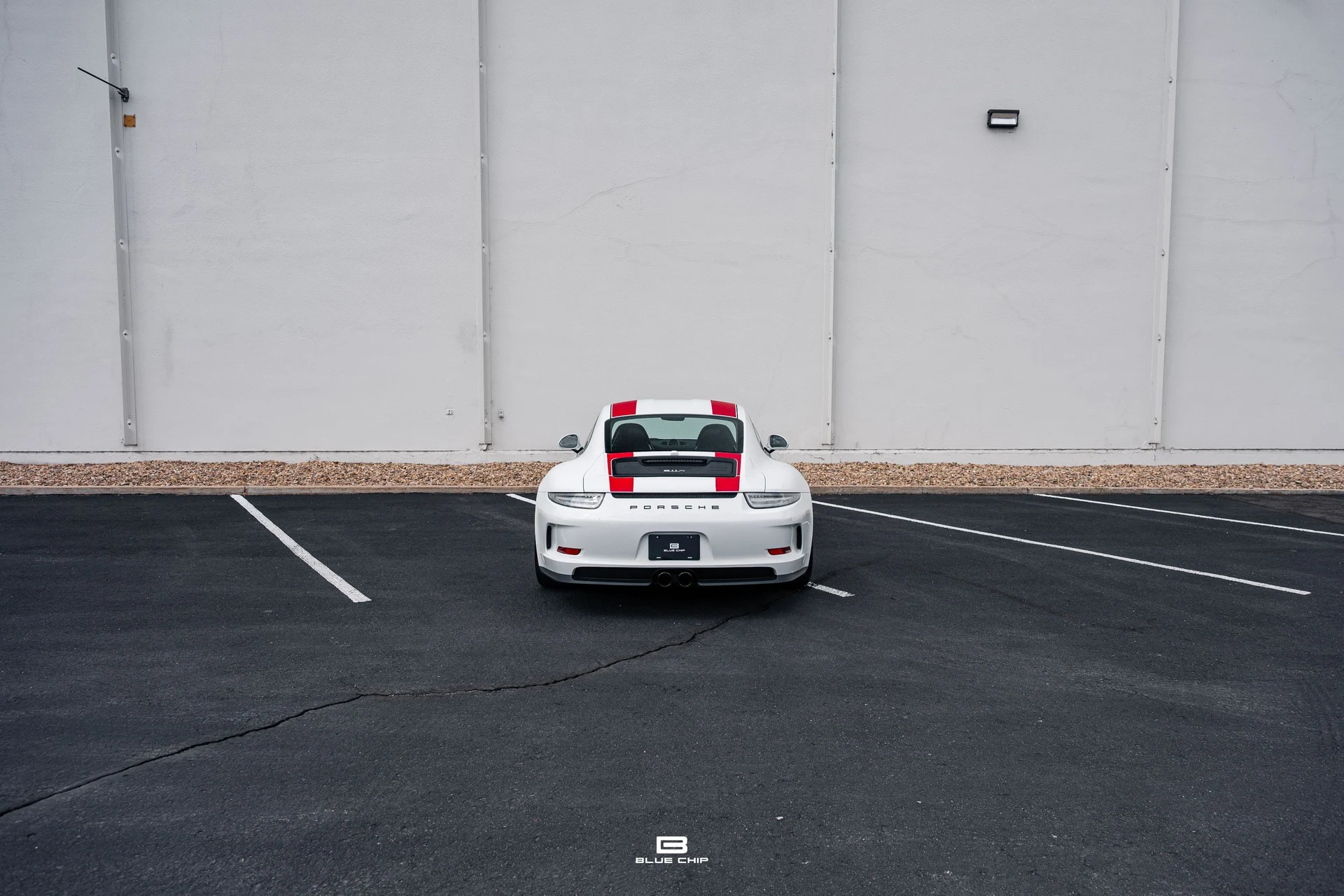 mph002_1567447220_6a691ce5ff73c93810270627_23789_202016_20_Porsche_20911_20_R_03_0617a14369