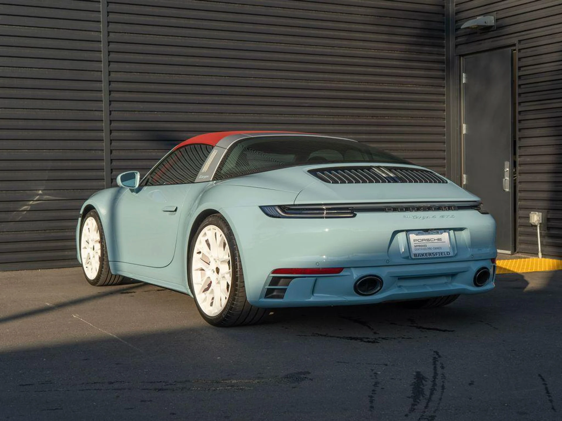 mph002_1568659555_MLN_40_K_Zhosmv_OP_Ow_Sx_N_Eeld_H_p_U_fefaff2619