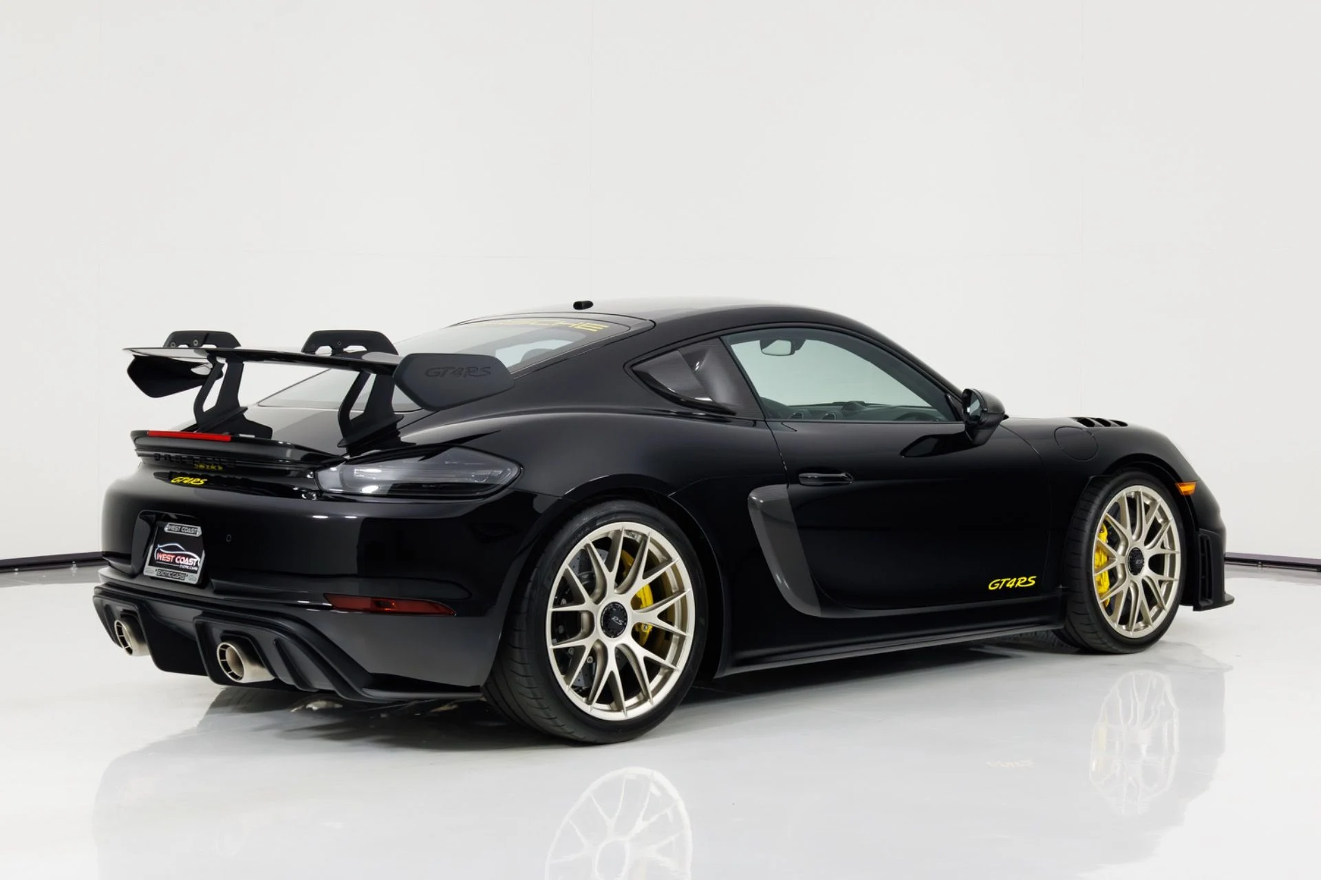 mph002_1570249731_Used_2025_Porsche_718_Cayman_GT_4_RS_1774365210_bc68aaa395