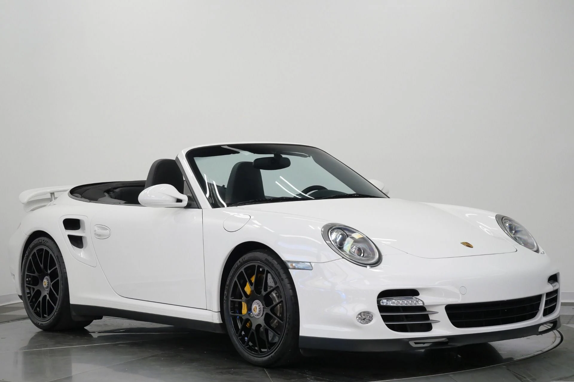 mph002_1573483826_Used_2012_Porsche_911_Turbo_S_Cabriolet_Adaptive_Sports_Seats_Sport_Chrono_1779828864_fcc2e3776f