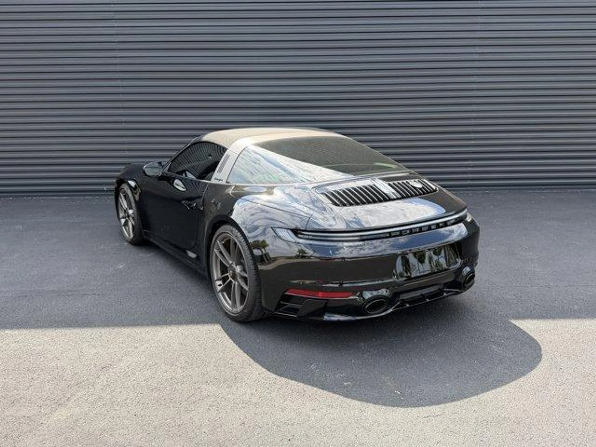 mph002_1587707279_S4kz_Qo_Cp_Ep_Xg_QQ_7_ILK_ms_D_Bl_f_E_470ab70acf