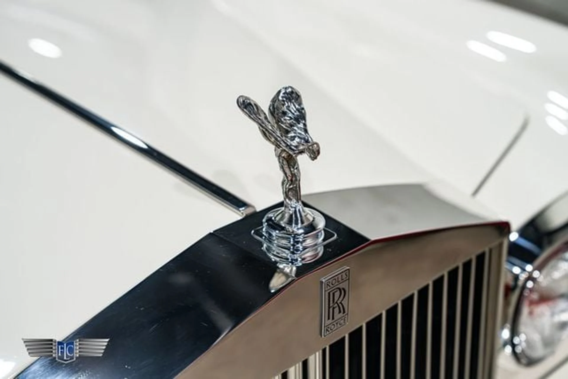 mph002_1603391213_used_1988_rolls_royce_corniche_cv_9689_23071252_7_640_29fea51cf6