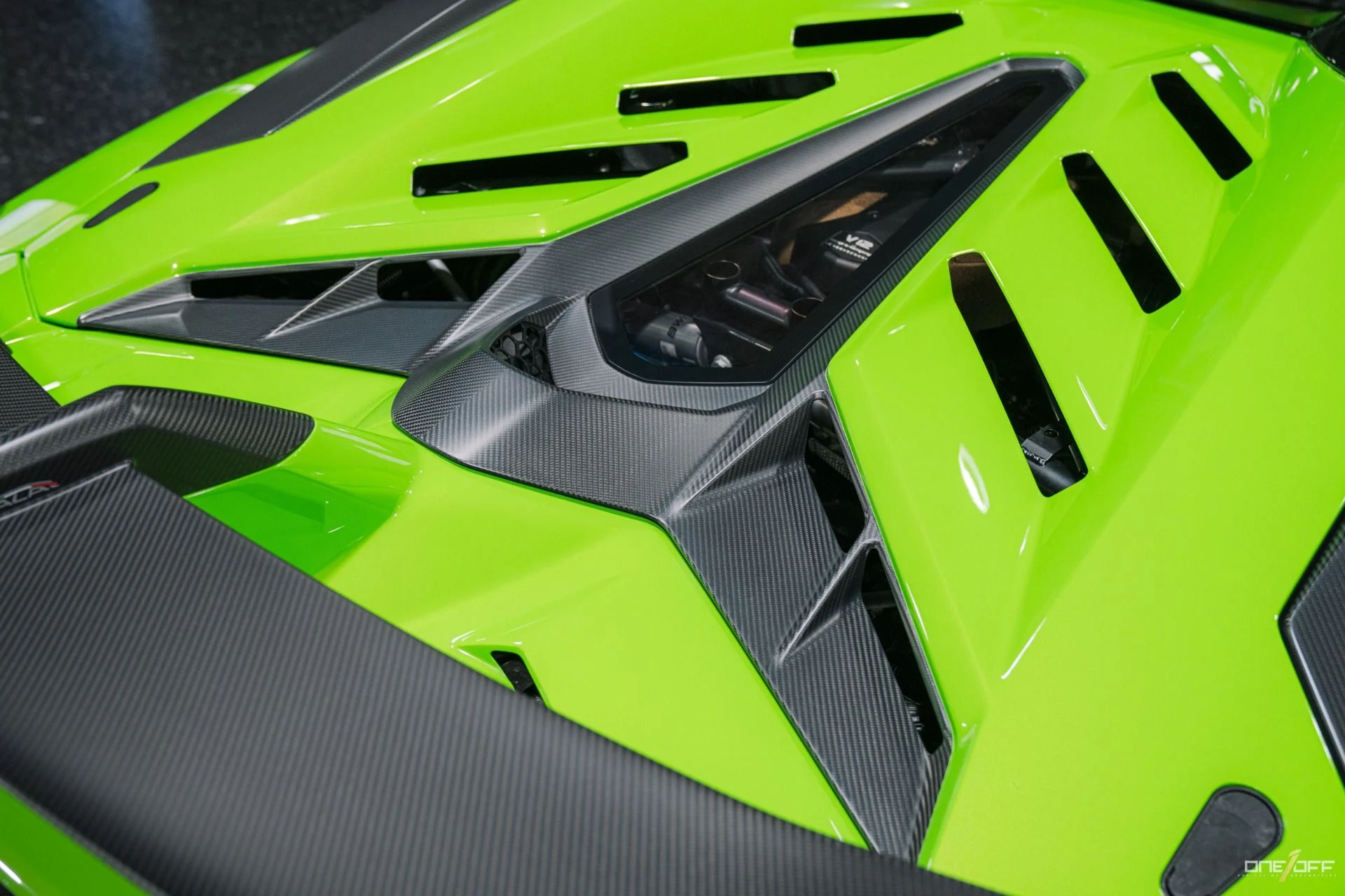 mph002_161614404_Used_2021_Lamborghini_Aventador_LP_770_4_SVJ_Roadster_in_Verde_Mantis_w_Warranty_2026_Matte_Carbon_1759284744_5b0c7e8191
