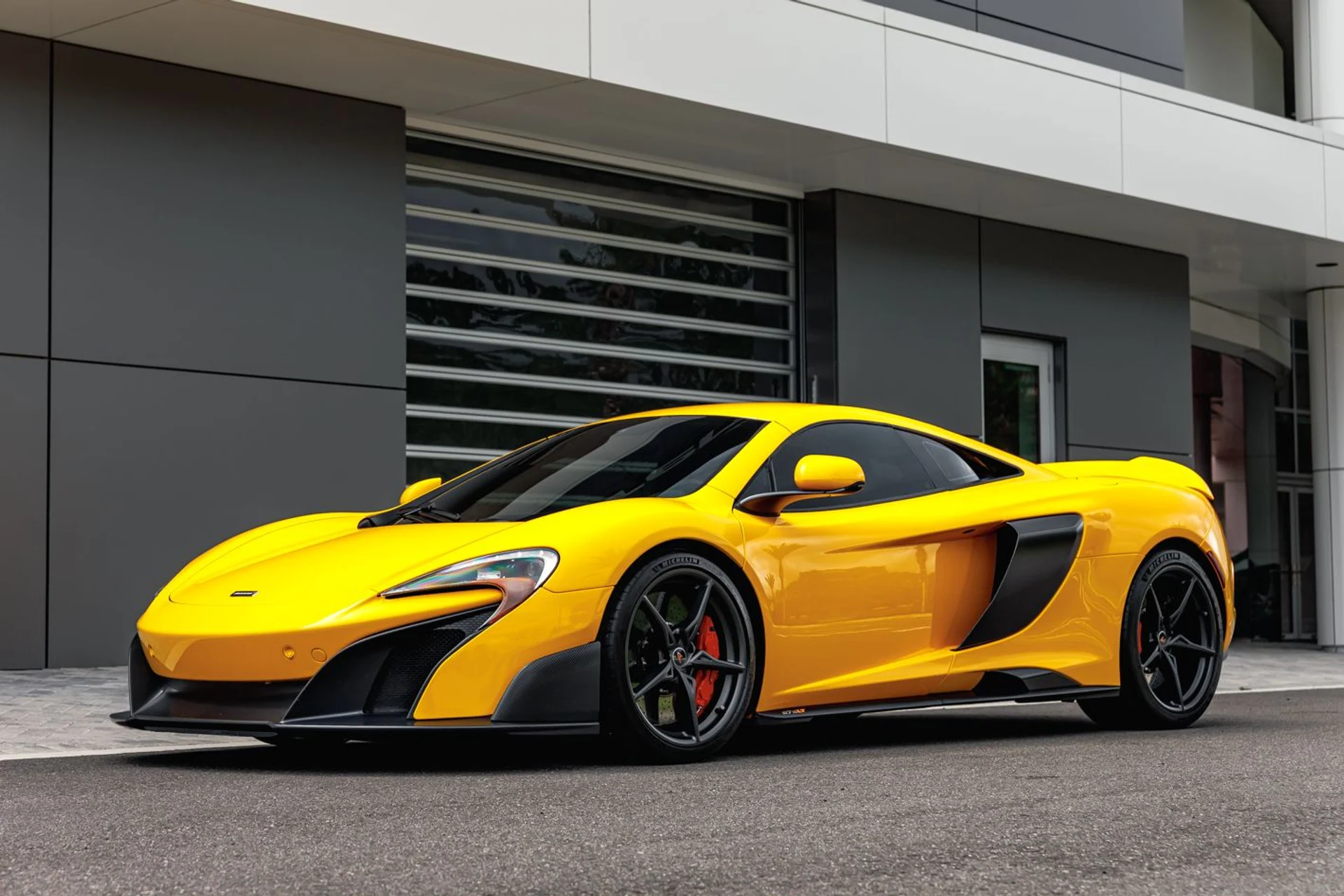 mph002_1616565211_Used_2016_Mc_Laren_675_LT_4efcce3f4a