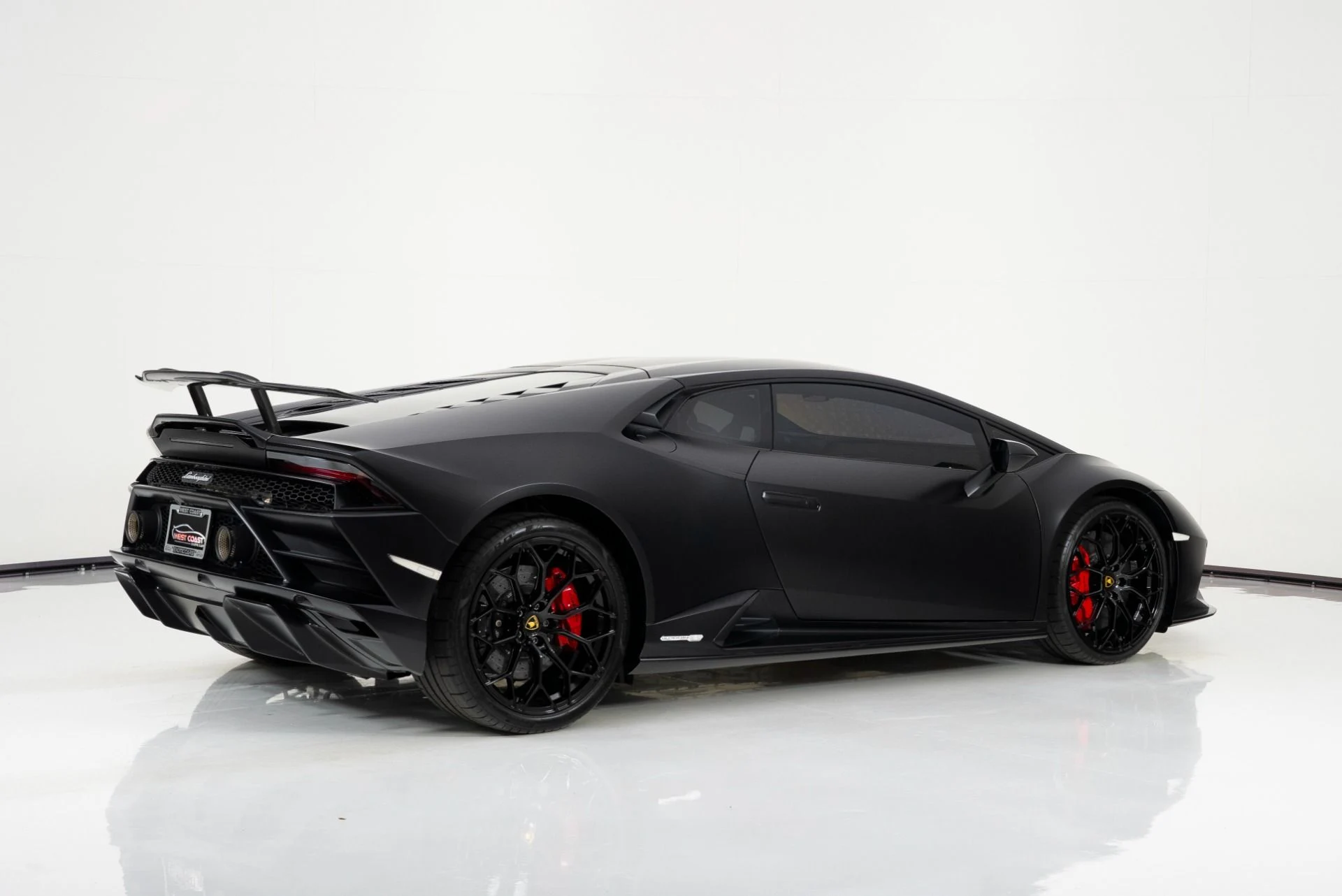 mph002_1638634430_Used_2022_Lamborghini_Huracan_EVO_1745010921_02f0a2712c