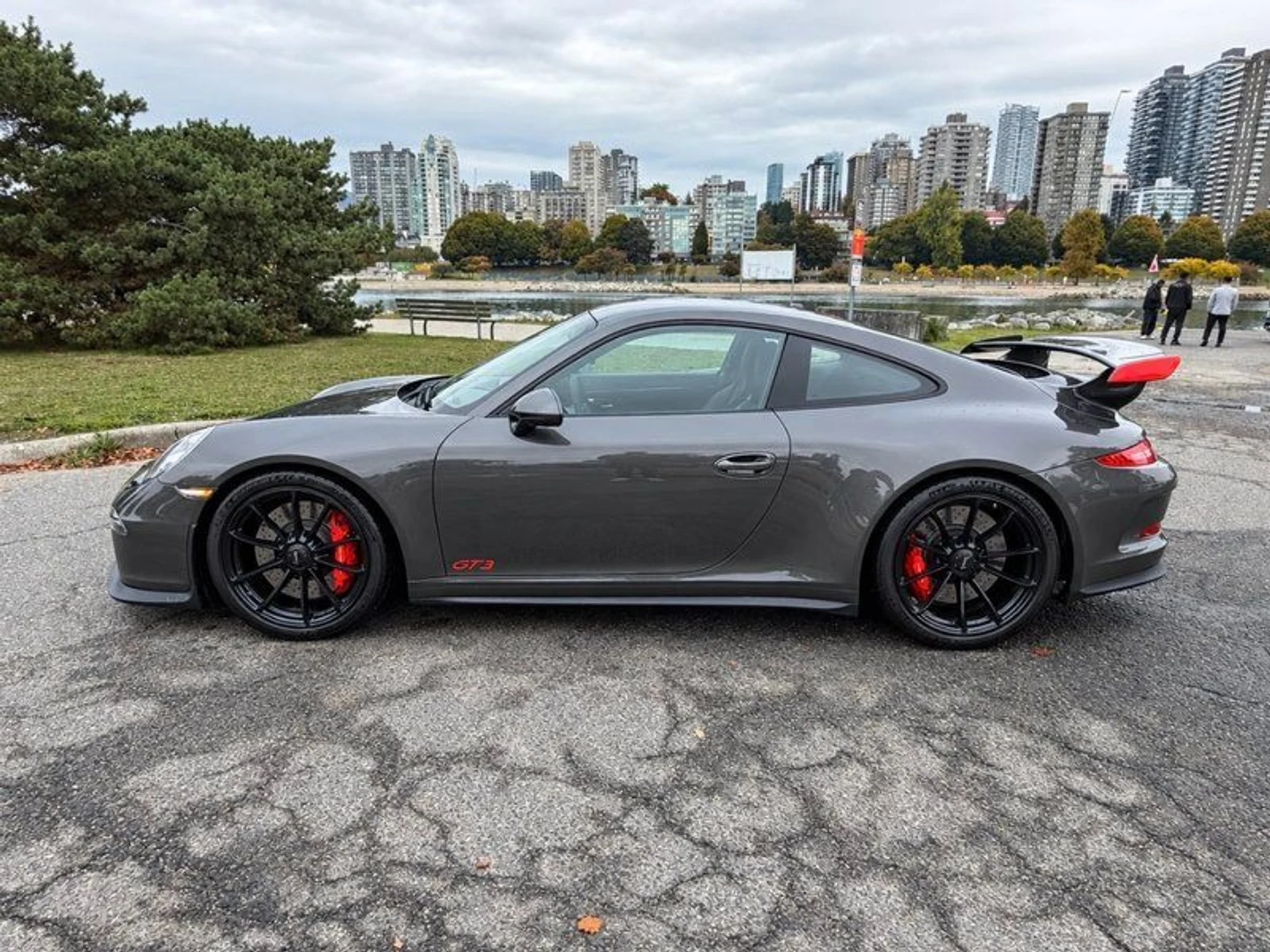 mph002_1642871193_39332763_04111_2015_porsche_911_003_952e4afdaf