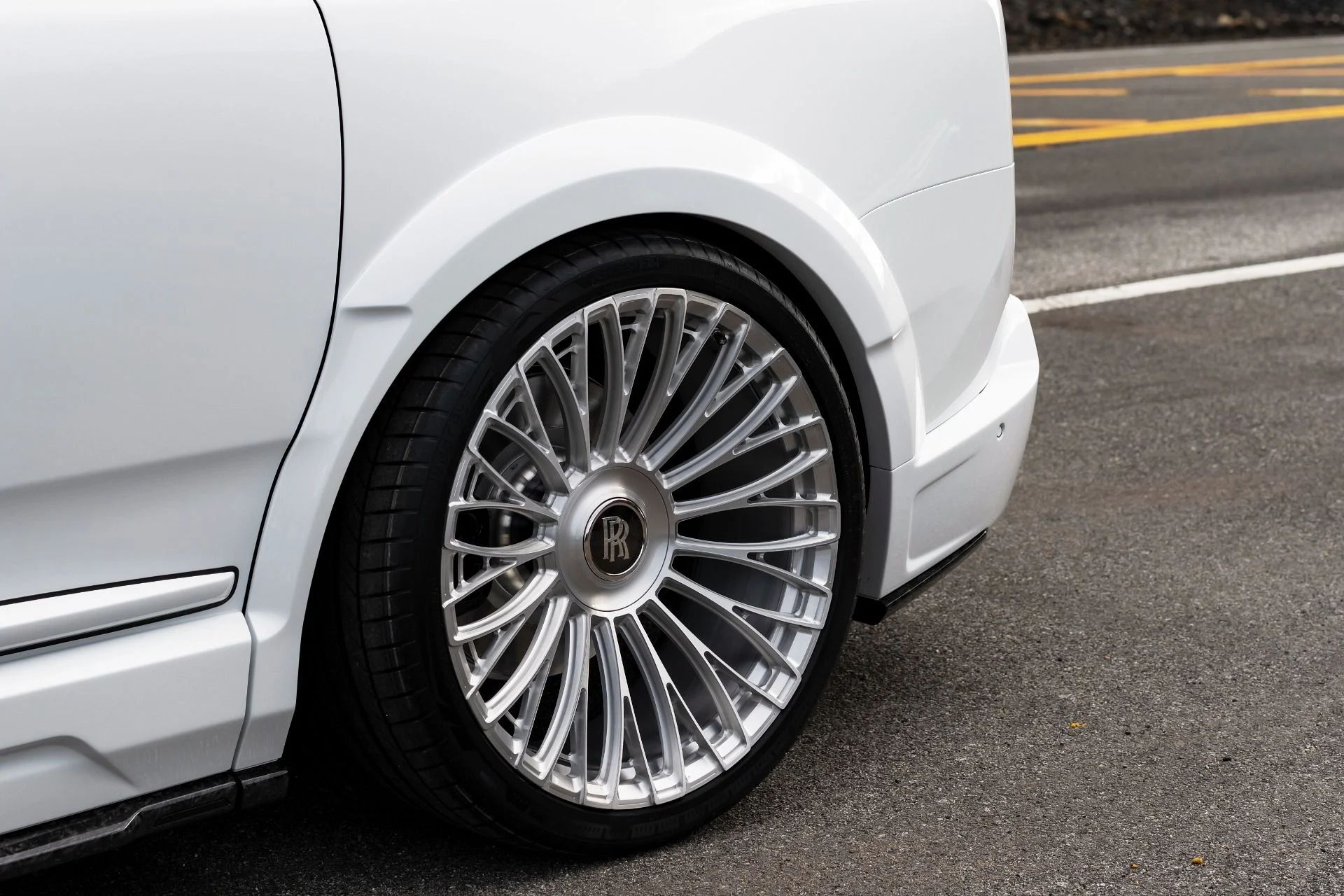 mph002_1644379395_Used_2026_Rolls_Royce_1766185560_191776da5f