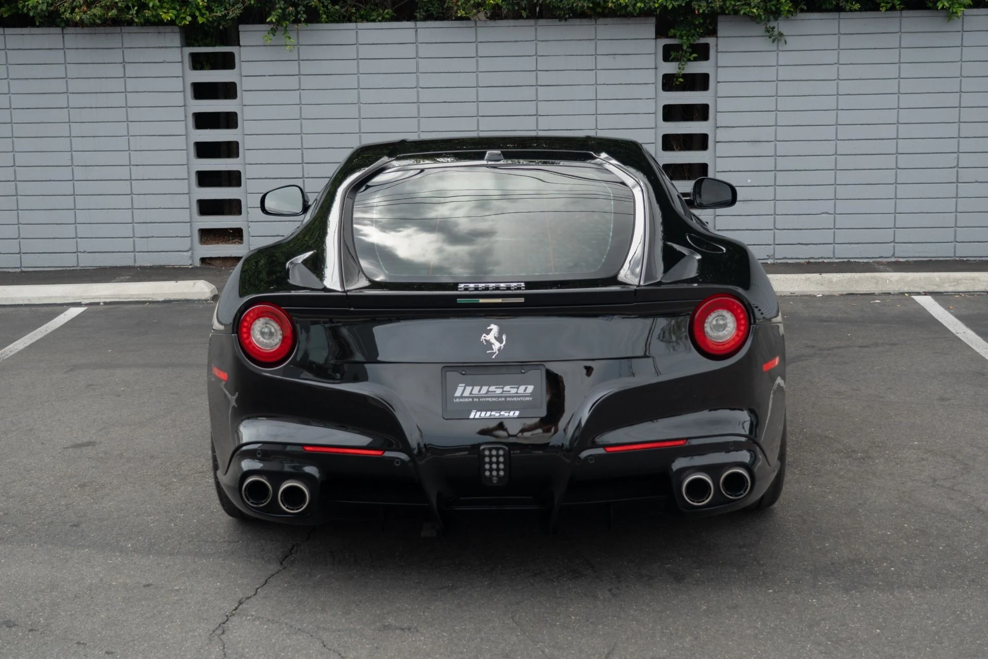 mph002_1645392543_Used_2014_Ferrari_F12berlinetta_1756490493_3ec4e5510b