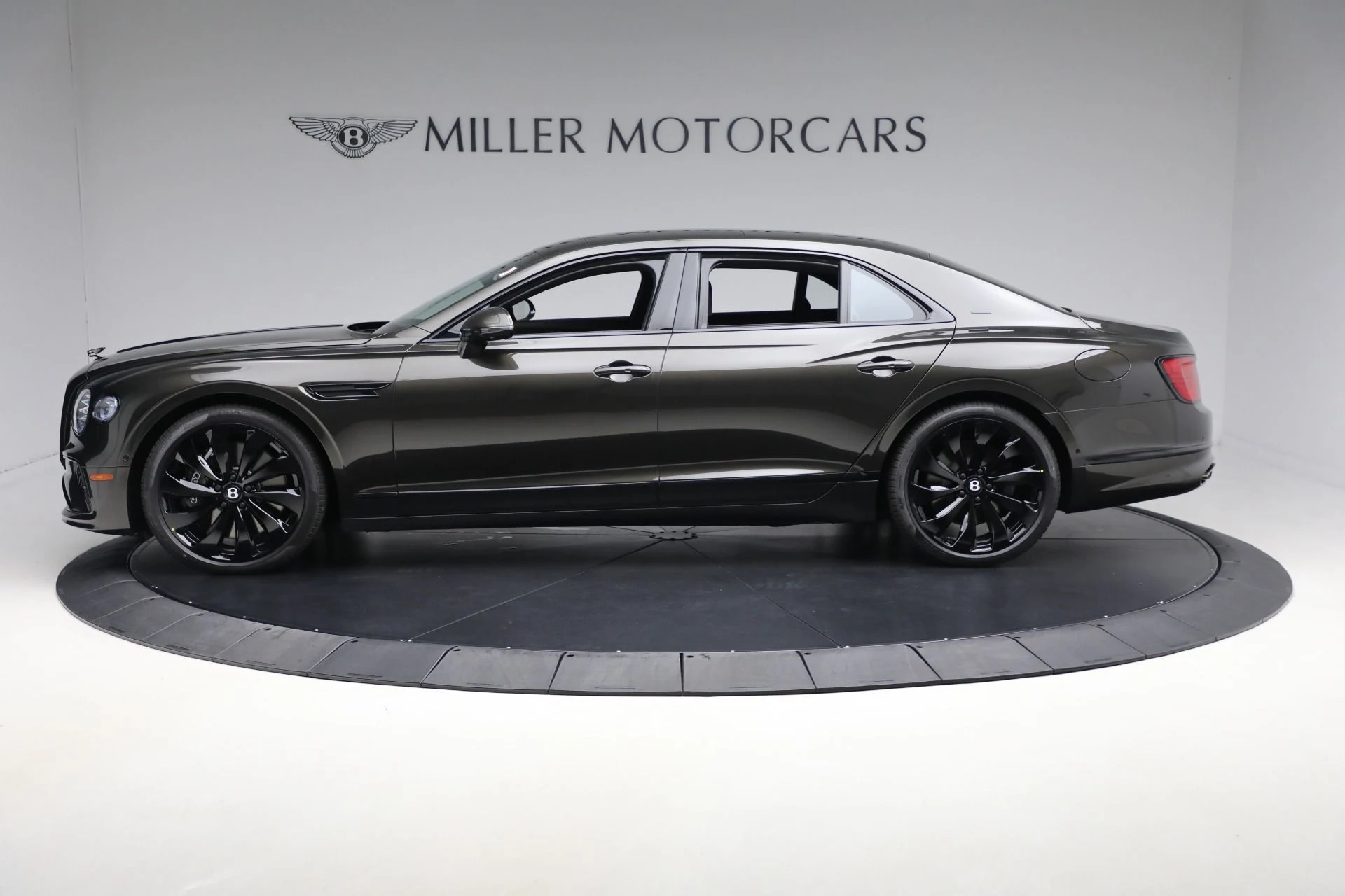 mph002_1659238170_New_2025_Bentley_Flying_Spur_Black_Edition_ff607b9b21